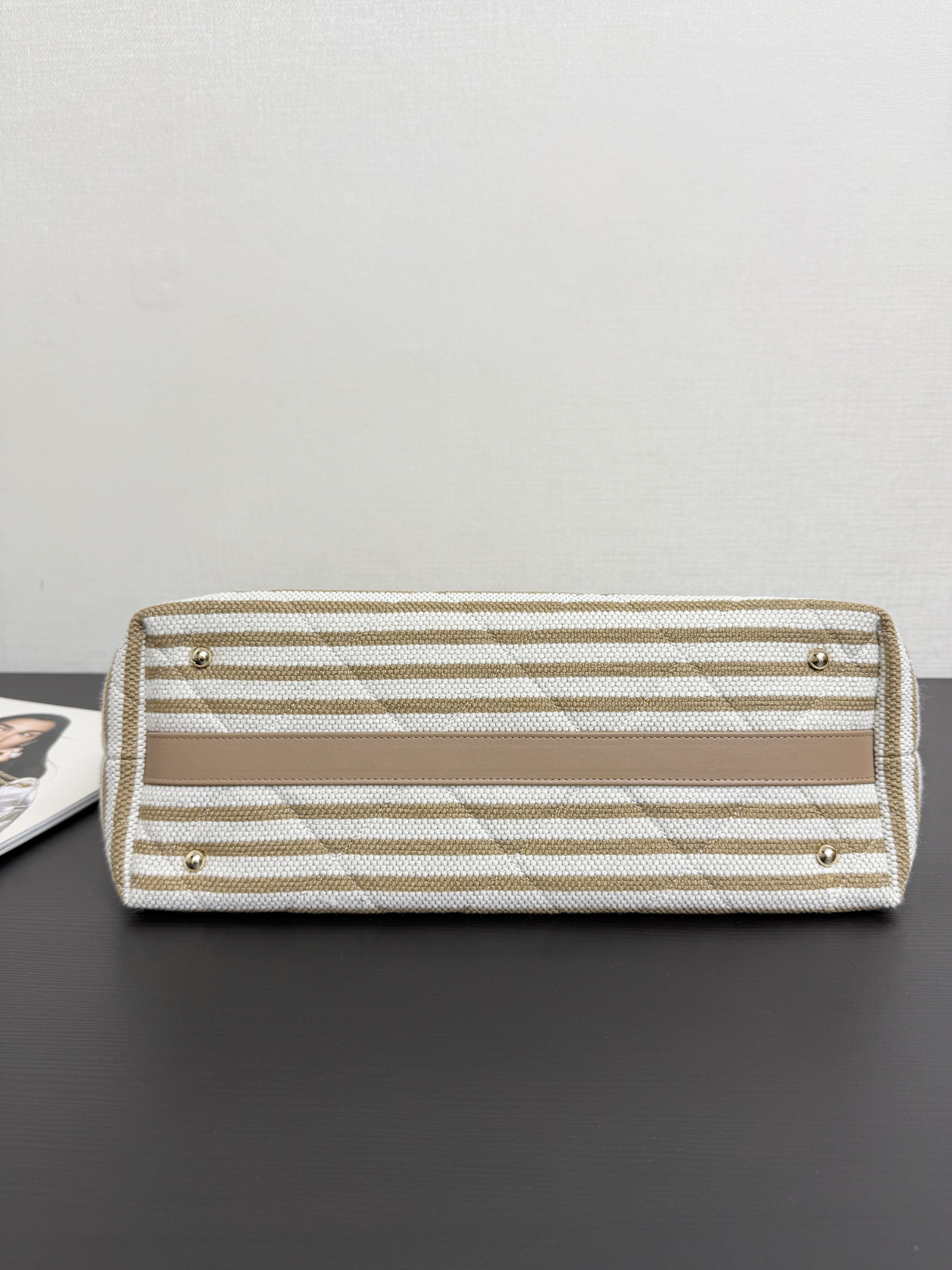 [TOP] CHANEL Beach Shopping Bag 46x25x13cm - Khaki