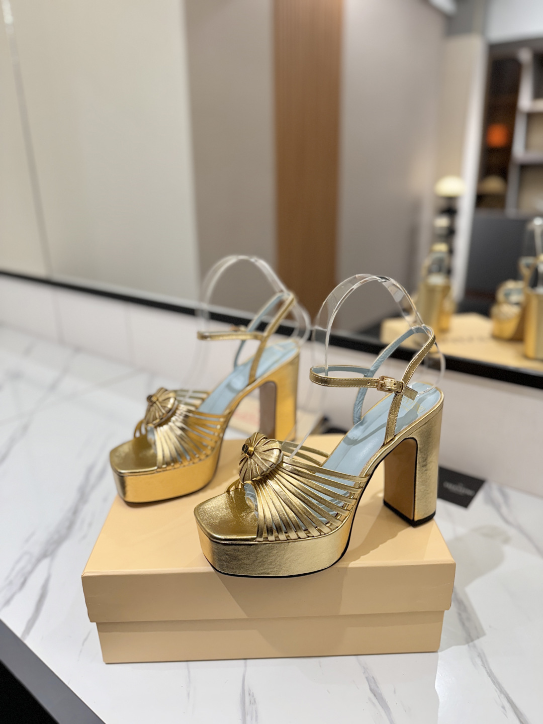 [TOP] VALENTINO 11cm High Heel Sandals - Gold - 711 Luxury