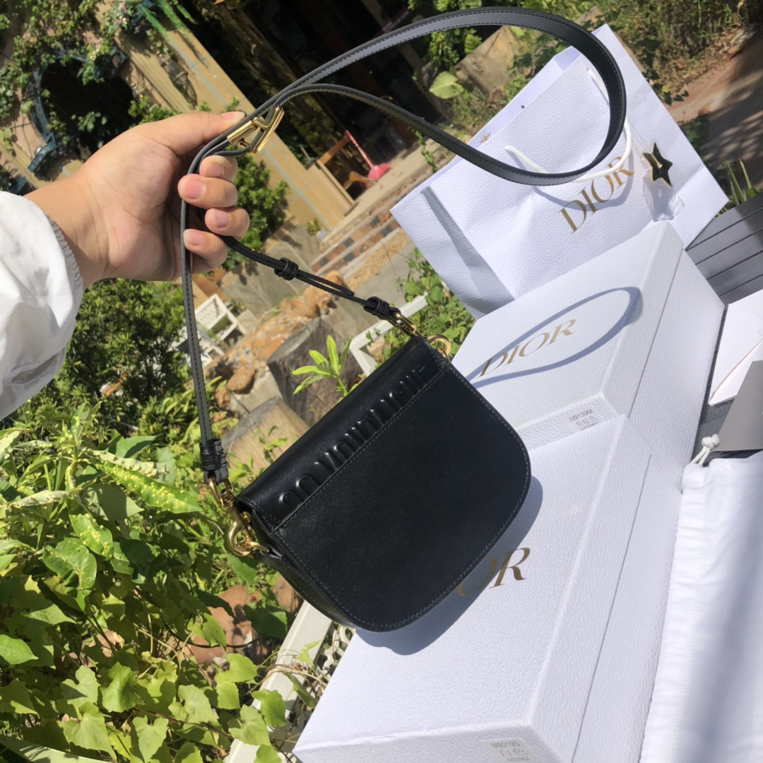 [TOP] Christian Dior Bobby Bag Calfskin 18x14x5cm - Black