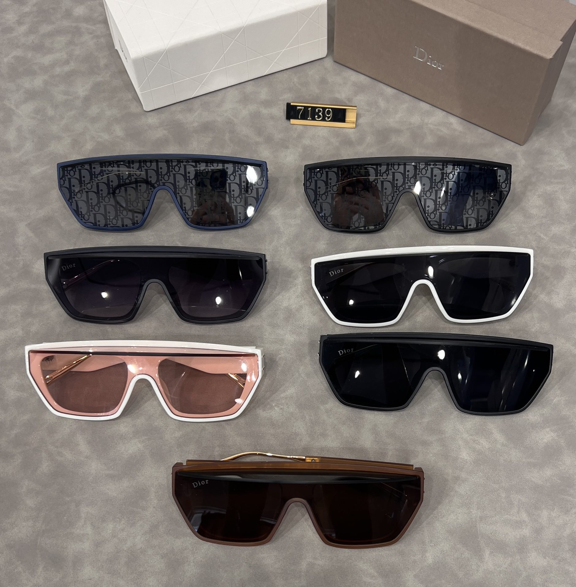 [TOP] Christian Dior Sunglasses - 7 Colors - 711 Luxury