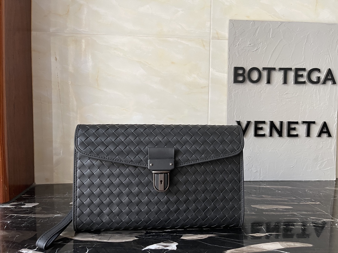 [TOP] Bottega Veneta BV Men's Cowhide Bag 26x3x15cm - Black - 711 Luxury