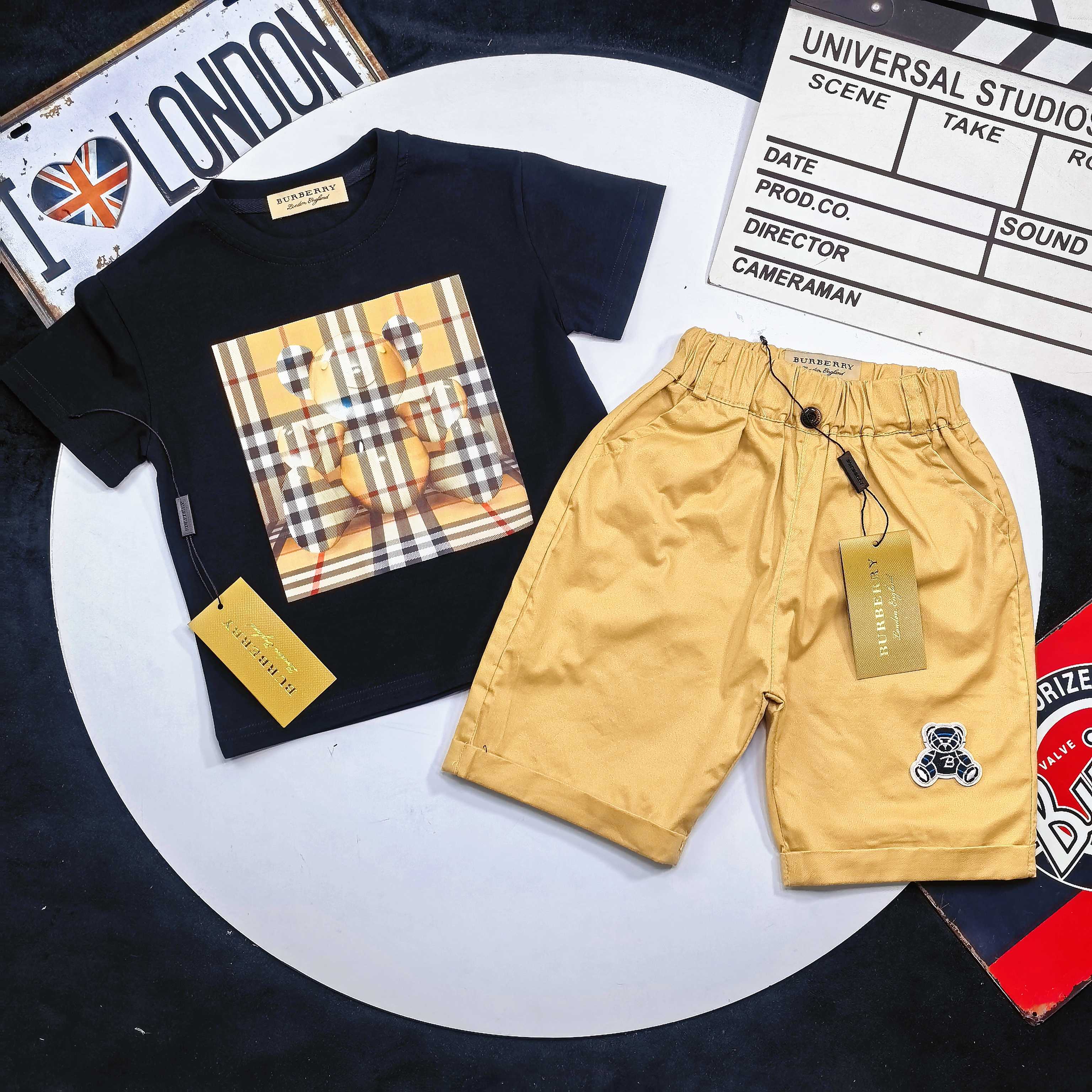 Burberry Unisex Kids Black Plaid Bear Print Cotton T-Shirt & Khaki Embroidered Bear Elastic Waist Shorts 2 Piece Separable Set Boys Girls Sizes 90-150