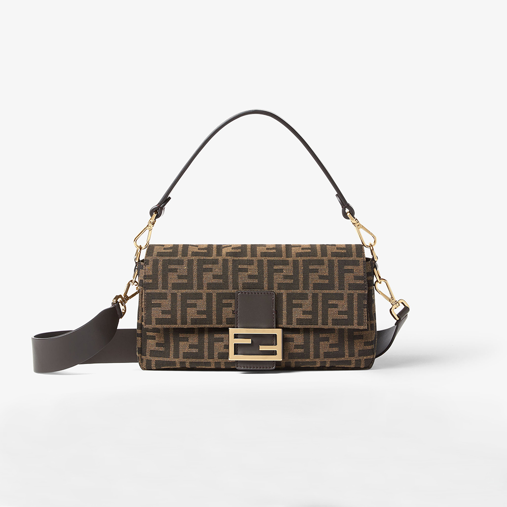 Fendi Baguette Fabric Handbags #381873