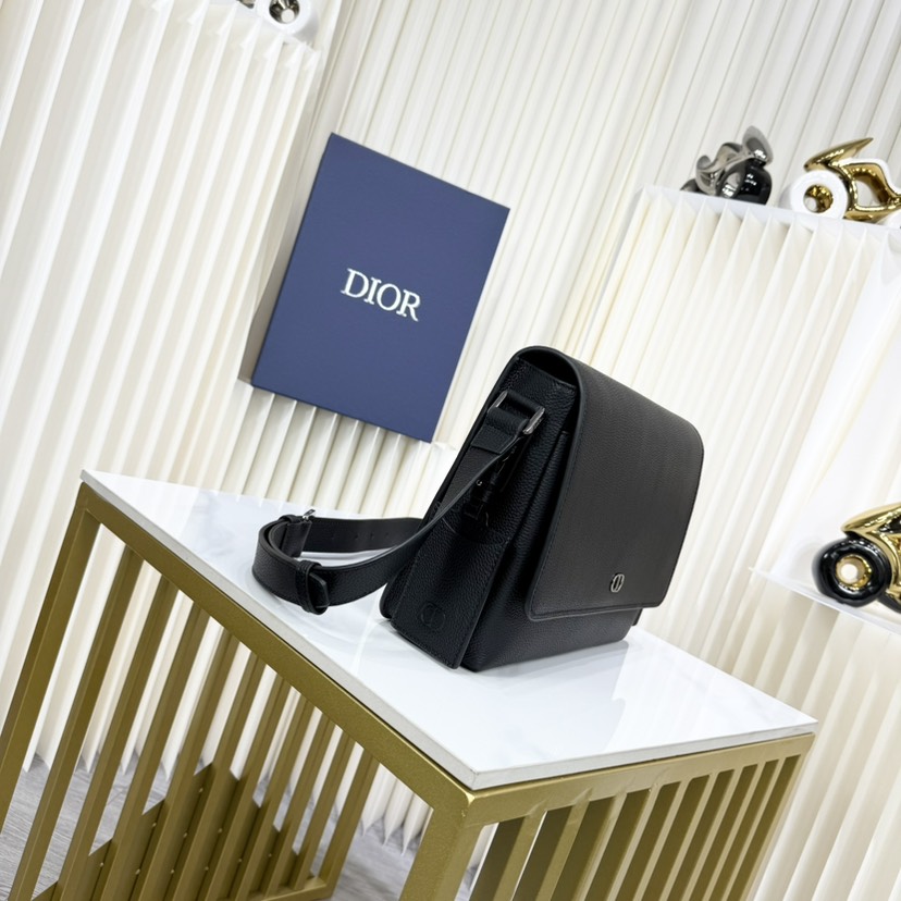 [TOP] Christian Dior Men's CD Icon Bag 32 x 23 x 9 cm - Black - 711 Luxury