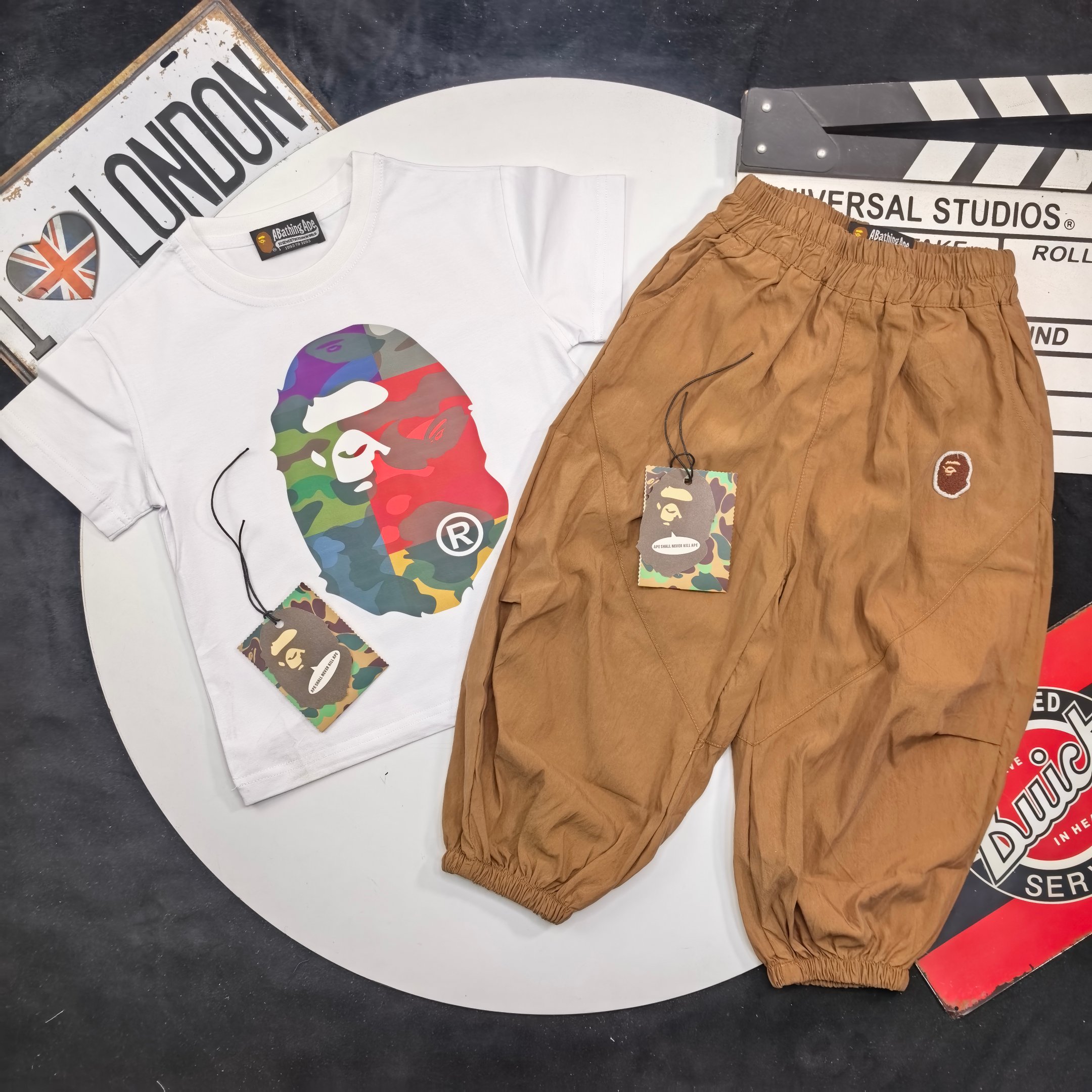 Bape Unisex Kids White Multicolor Camo Ape Head Print Short Sleeve T-Shirt & Brown Lightweight Mosquito Repellent Jogger Pants Set Boys Girls Sizes 90-150