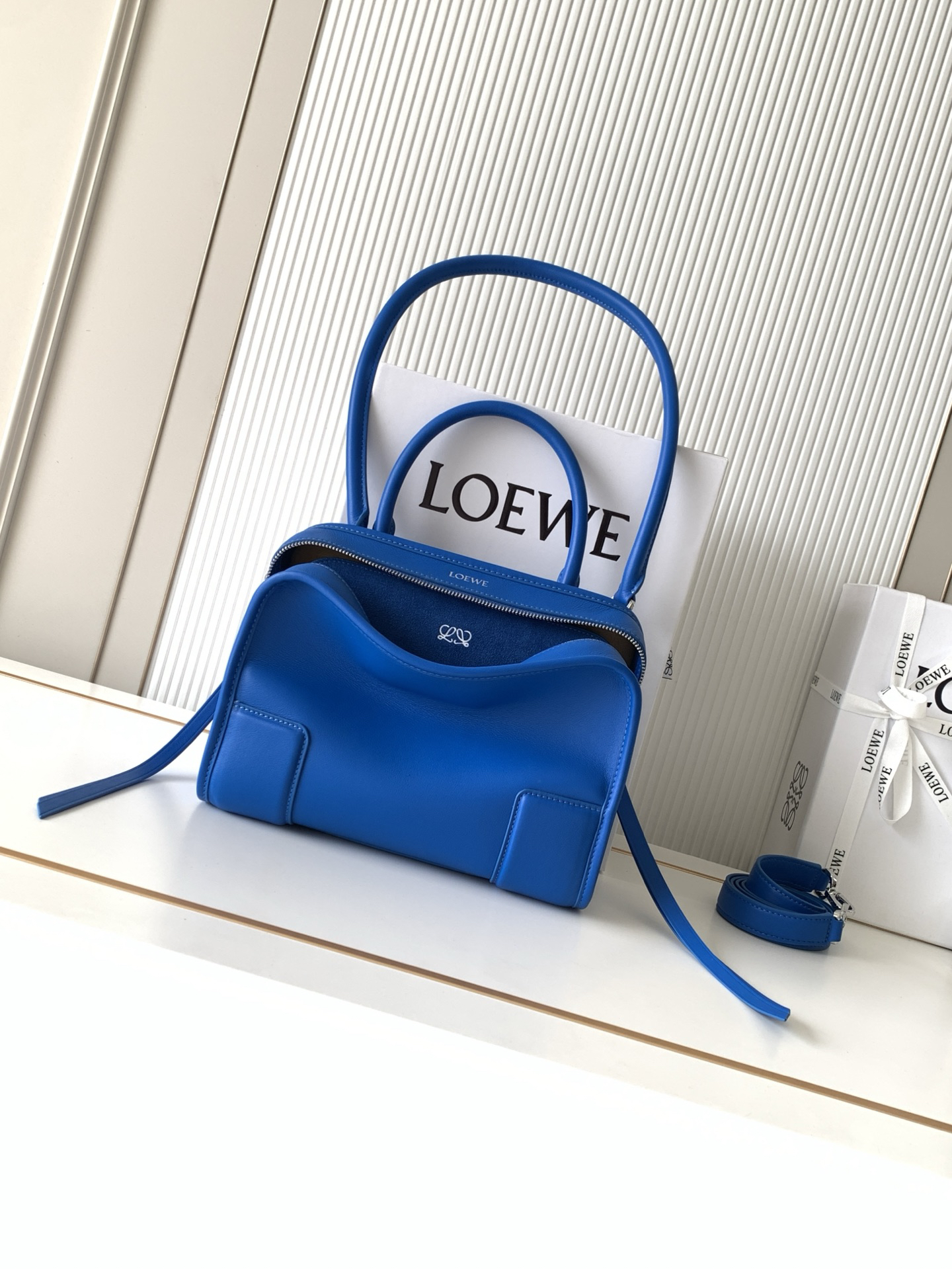 [TOP] LOEWE Amazona 180 Bag 24.5*18.5*10 CM - Royal Blue - 711 Luxury