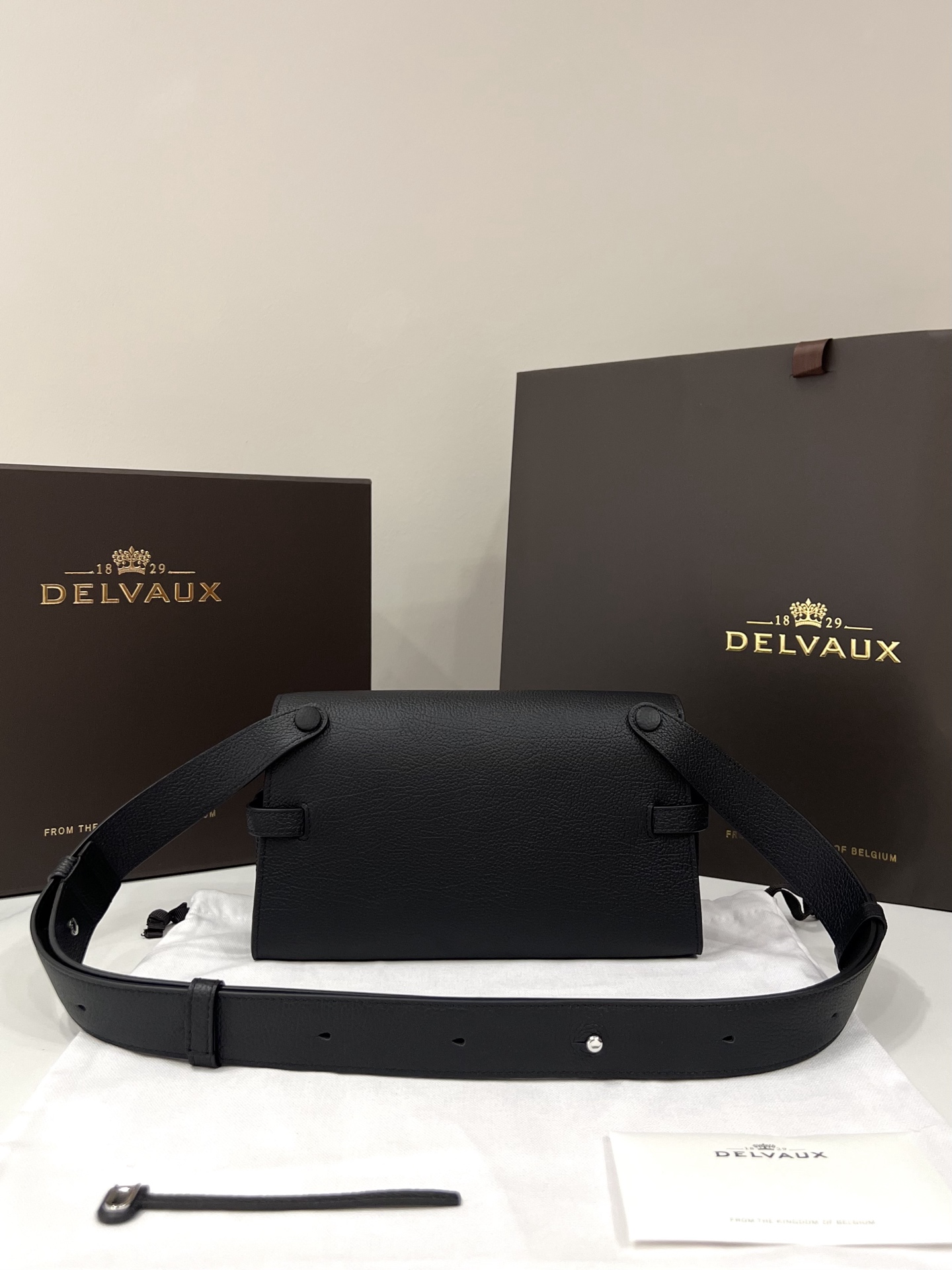 [TOP] Delvaux Temte City Bag Cowhide 23x6x13cm - Black - 711 Luxury