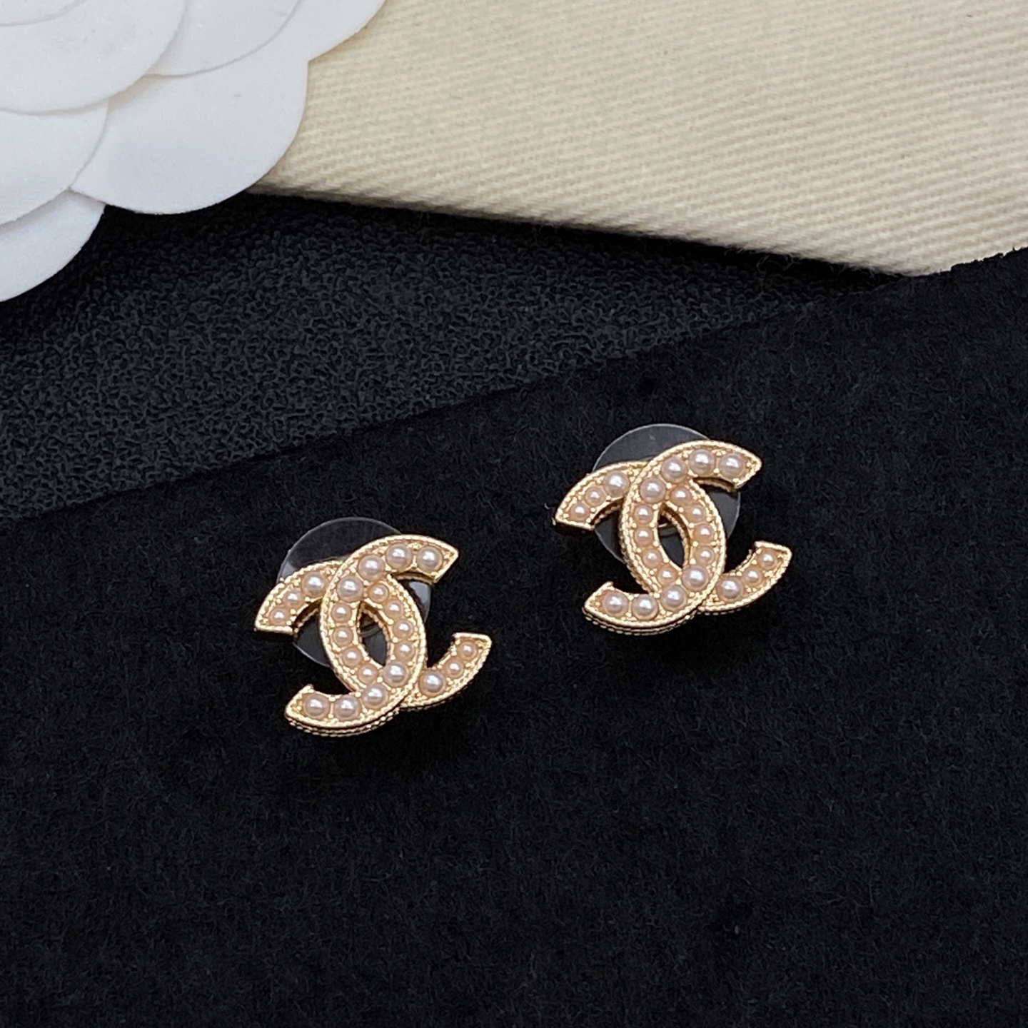 [TOP] CHANEL Earrings - 2 Color - 711 Luxury