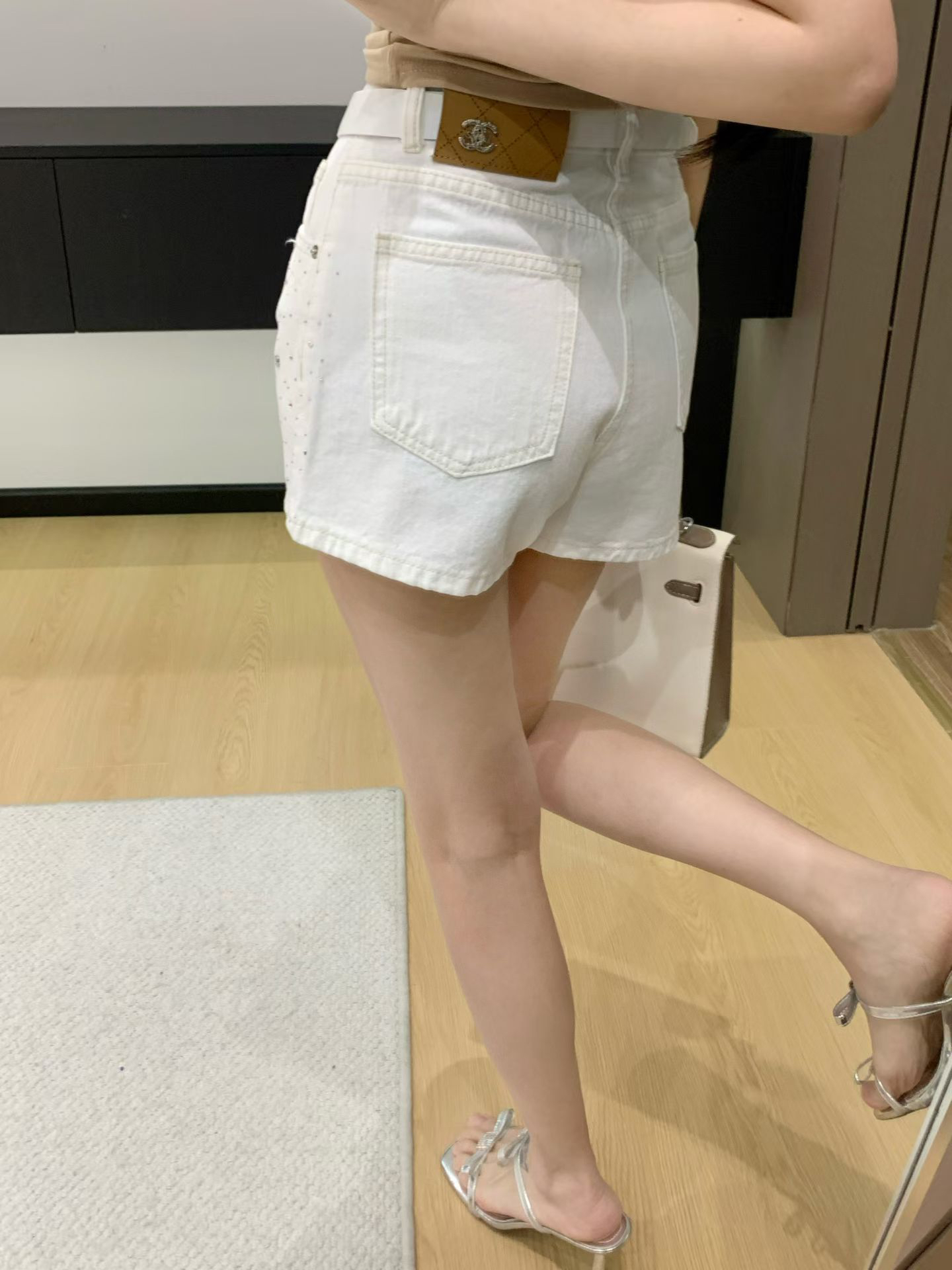 [TOP] CHANEL Pants - White