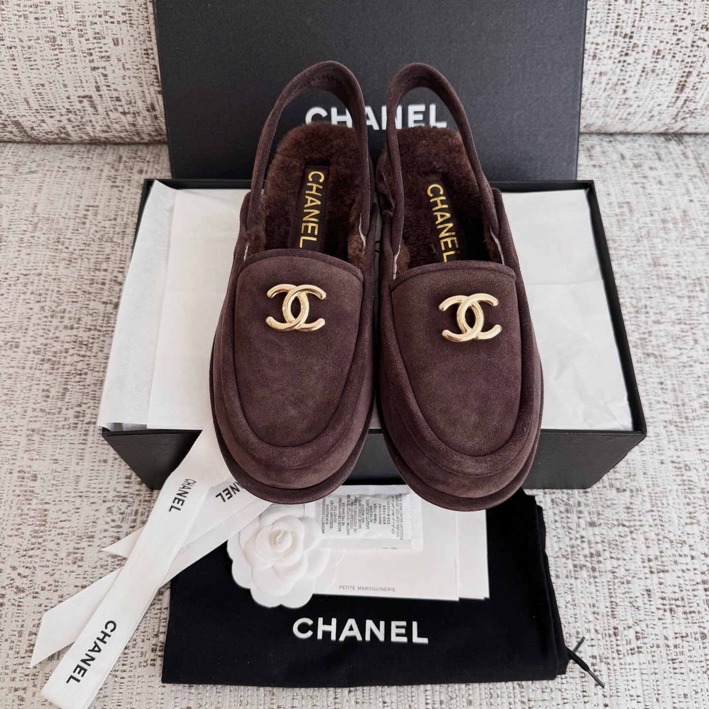 Chanel Accessory Chanel Slingbacks Lambswool #394268 View 2 | Nigo Office
