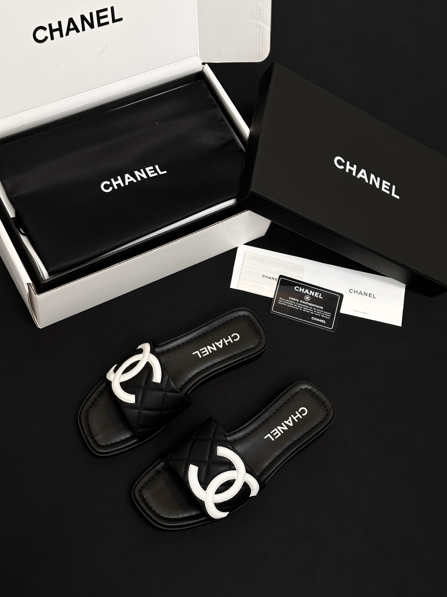 Chanel CC Vintage Diamond Slippers#380066