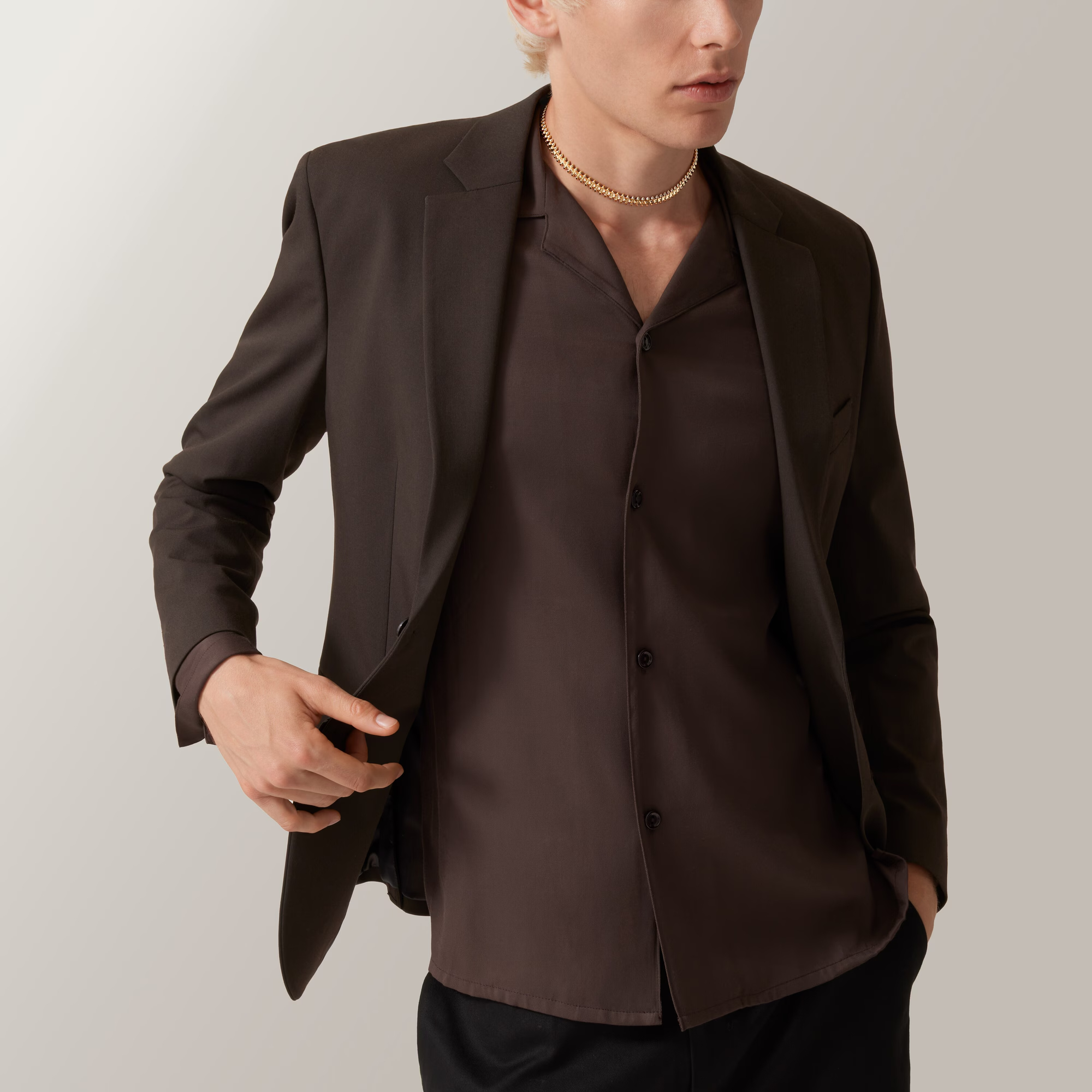 Carty Bullet Necklace, Yellow Gold, No Gemstones