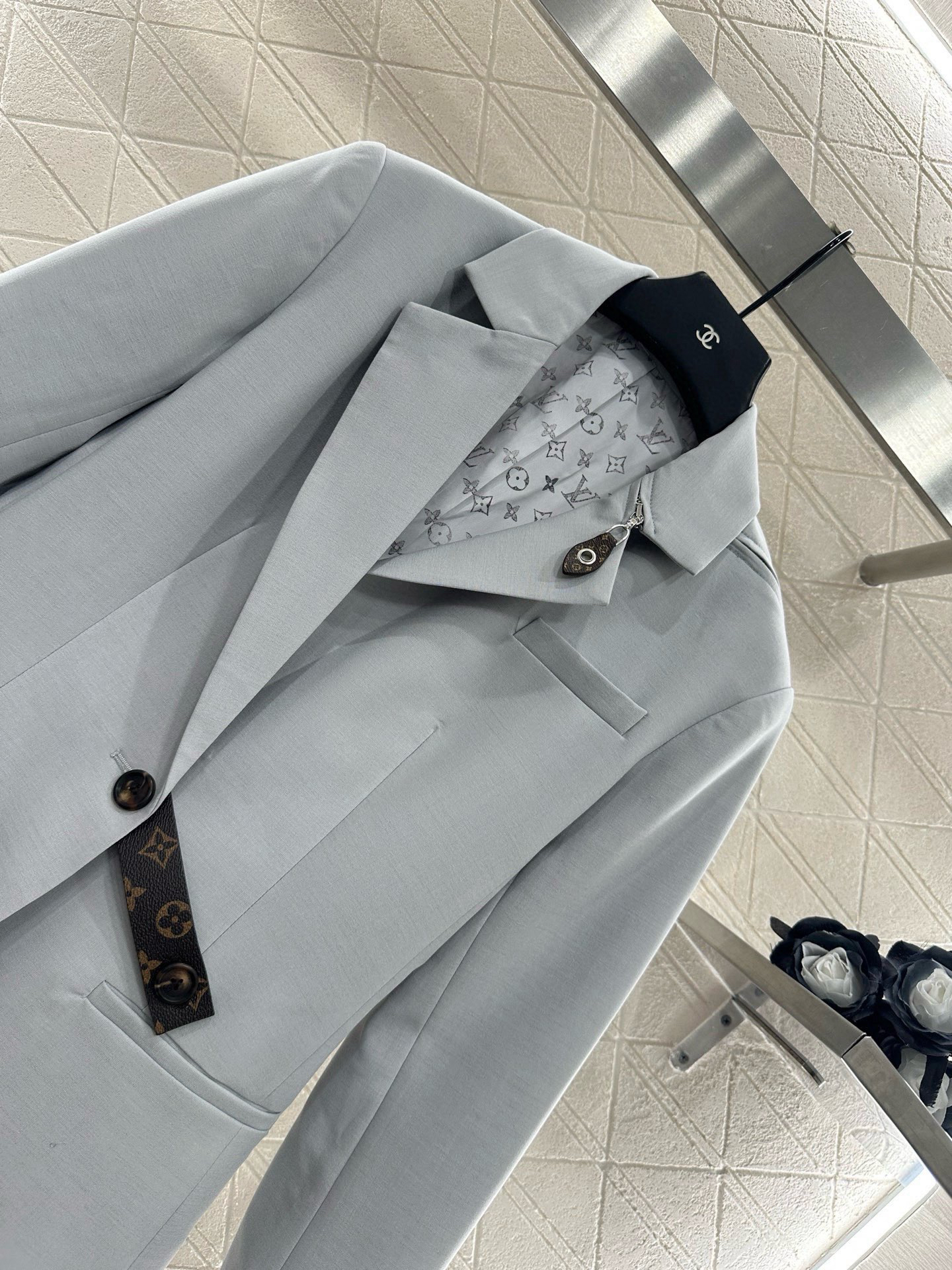 [TOP] Louis Vuitton LV Blazer - Gray