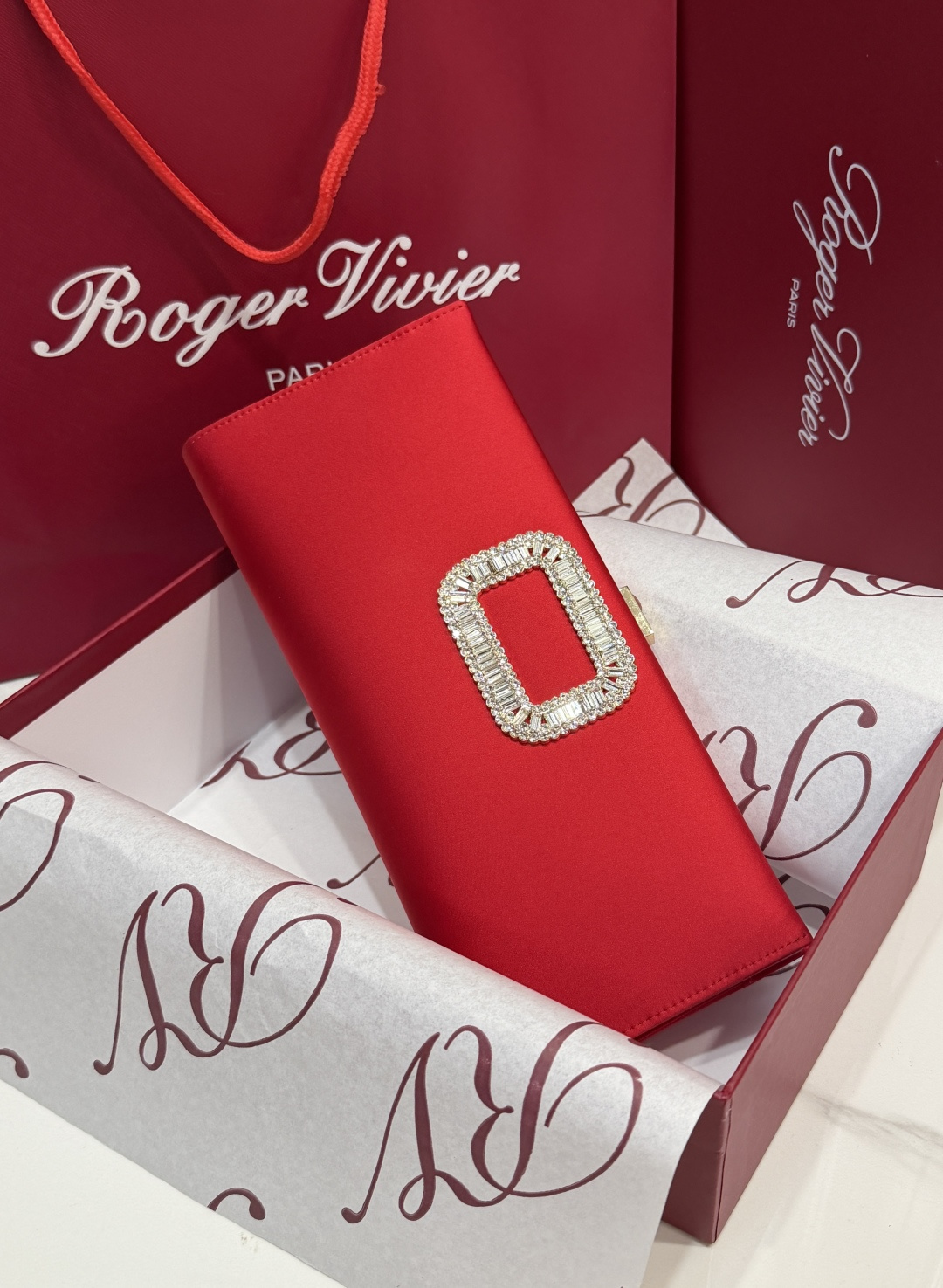 [TOP] ROGER VIVIER Diamond Bag 27 CM - Red - 711 Luxury