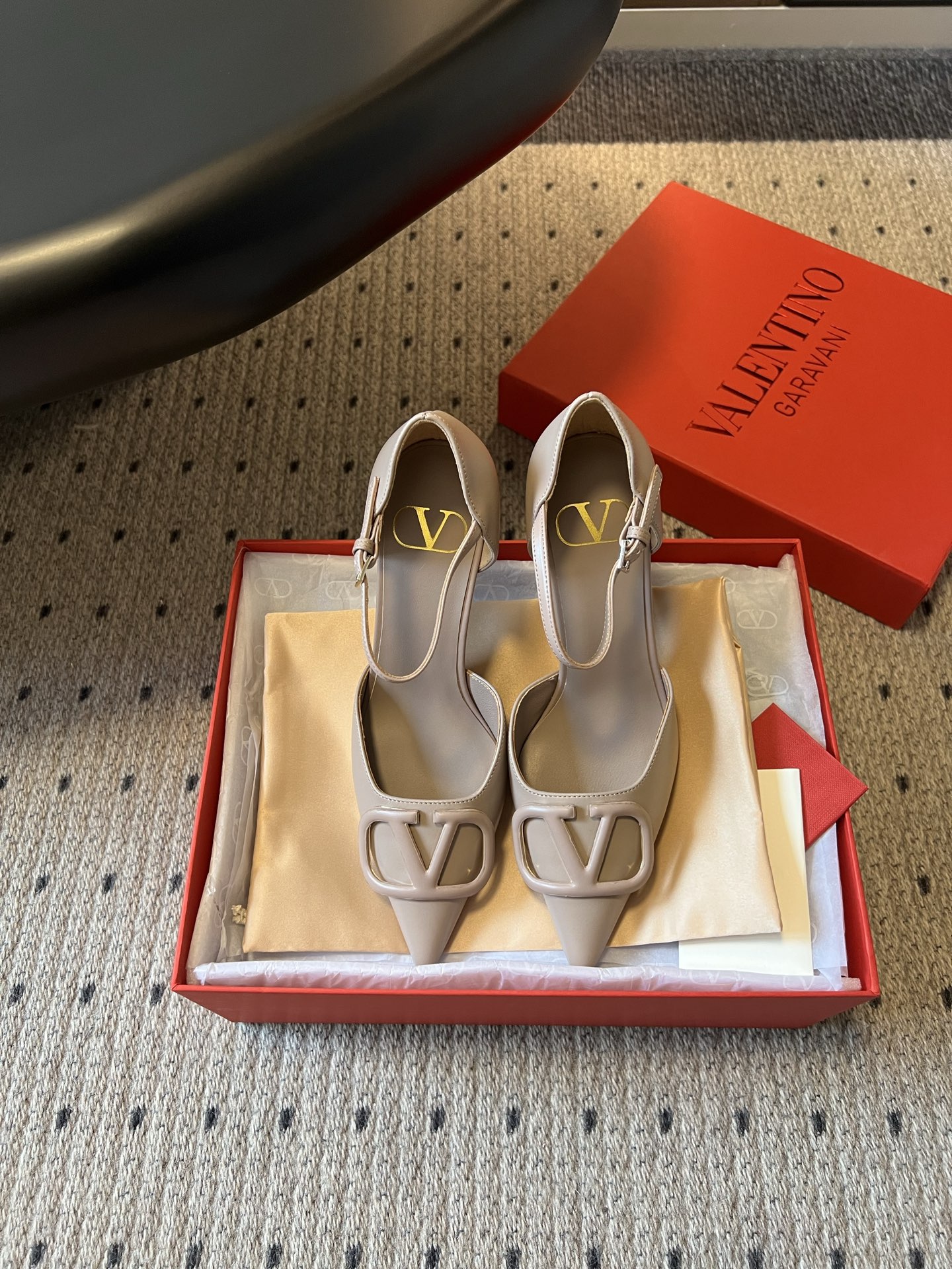 [TOP] VALENTINO High-heeled Shoes  - Beige - 711 Luxury