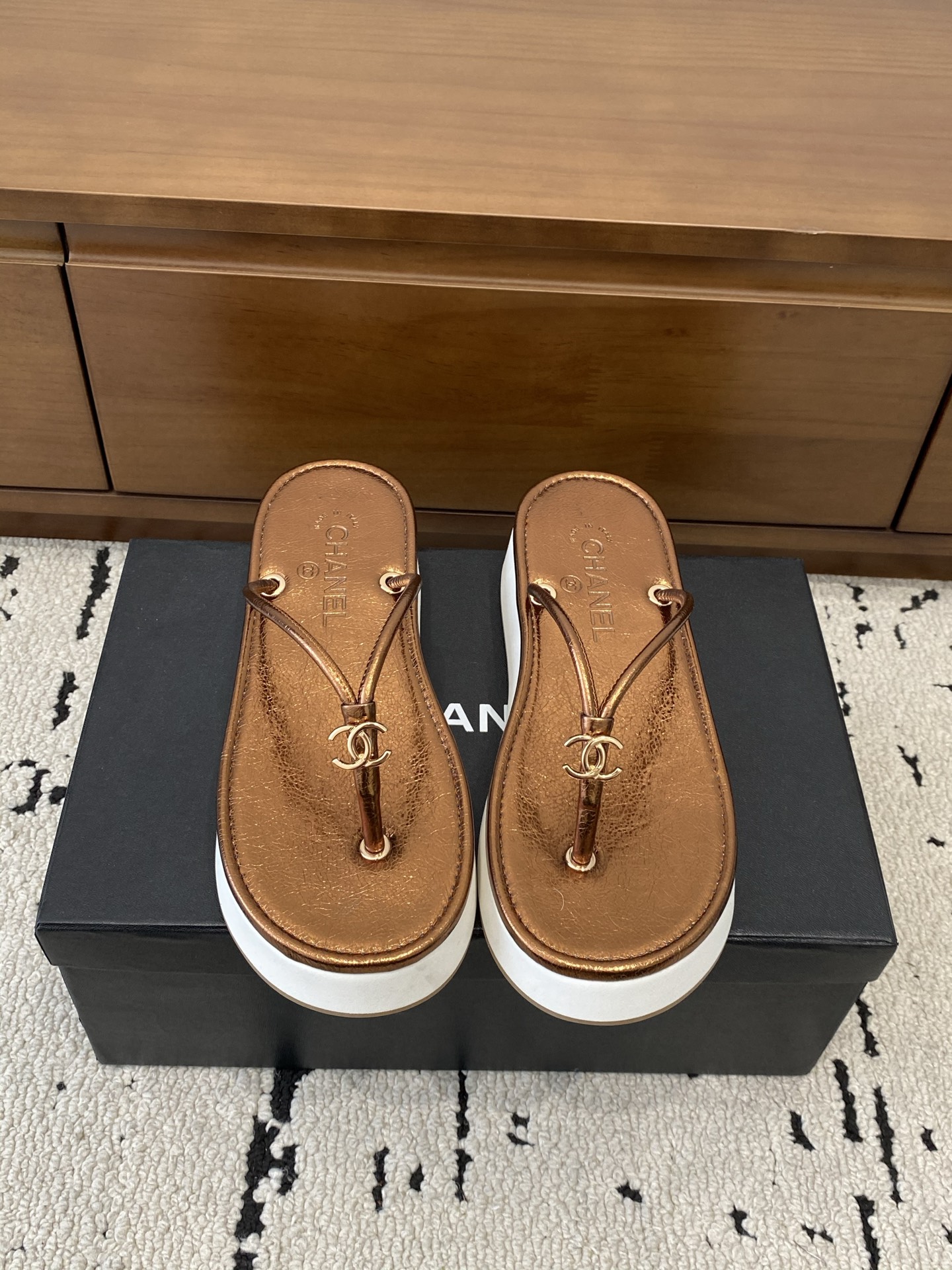 [TOP] CHANEL Slippers - Brown - 711 Luxury