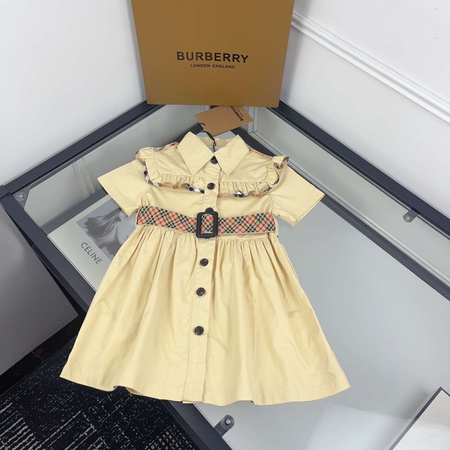 Burberry Girls Pale Yellow Cotton Collared Ruffle Trim Belted A-Line Short Sleeve Dress Sizes 90-150