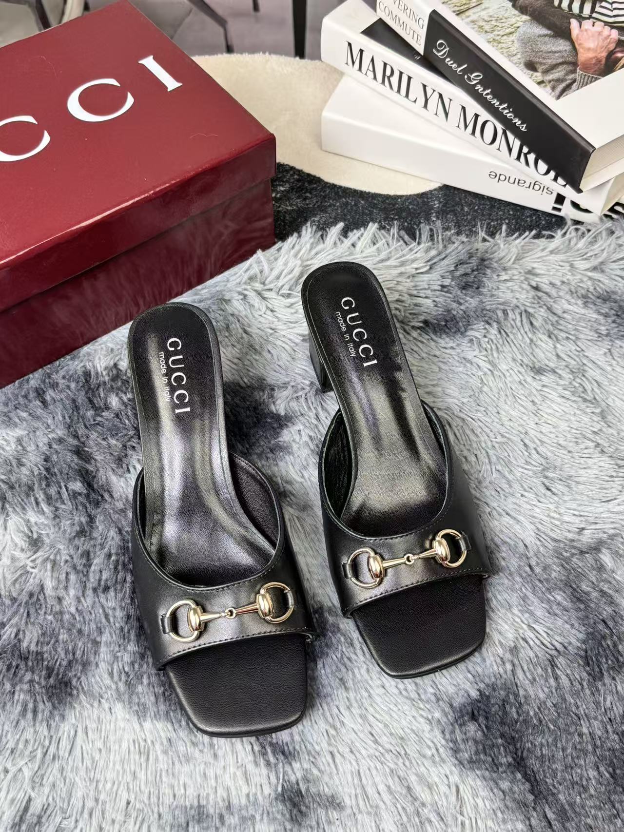 [TOP] GUCCI Shoes - Black - 711 Luxury