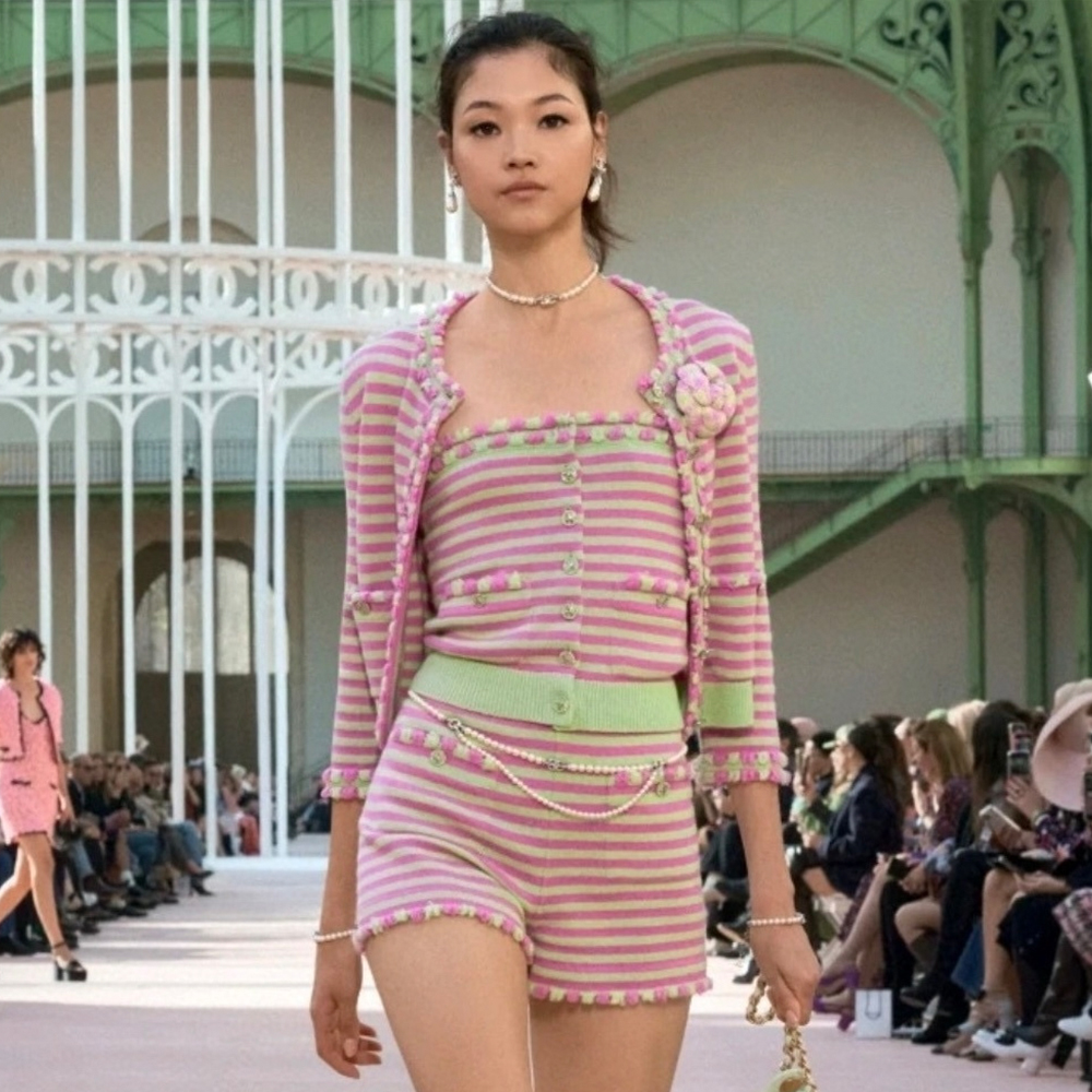 Chanel Top-quality Version Striped One-shoulder Cardigan Pink Green #315791