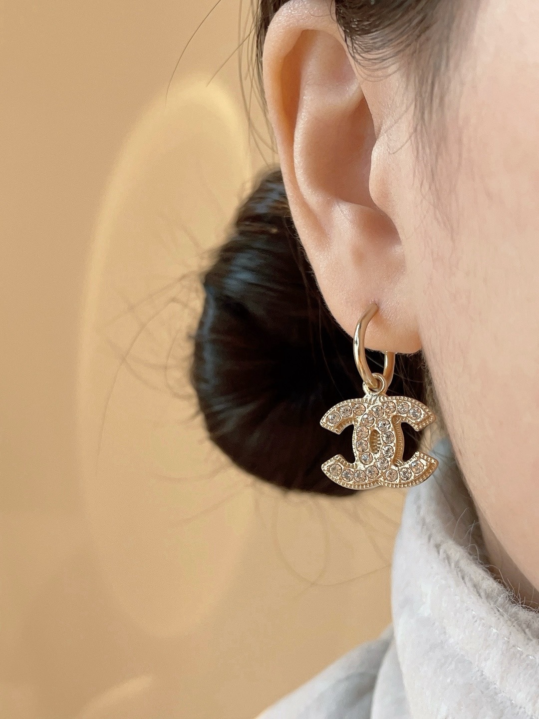 [TOP] CHANEL Earrings - Gold