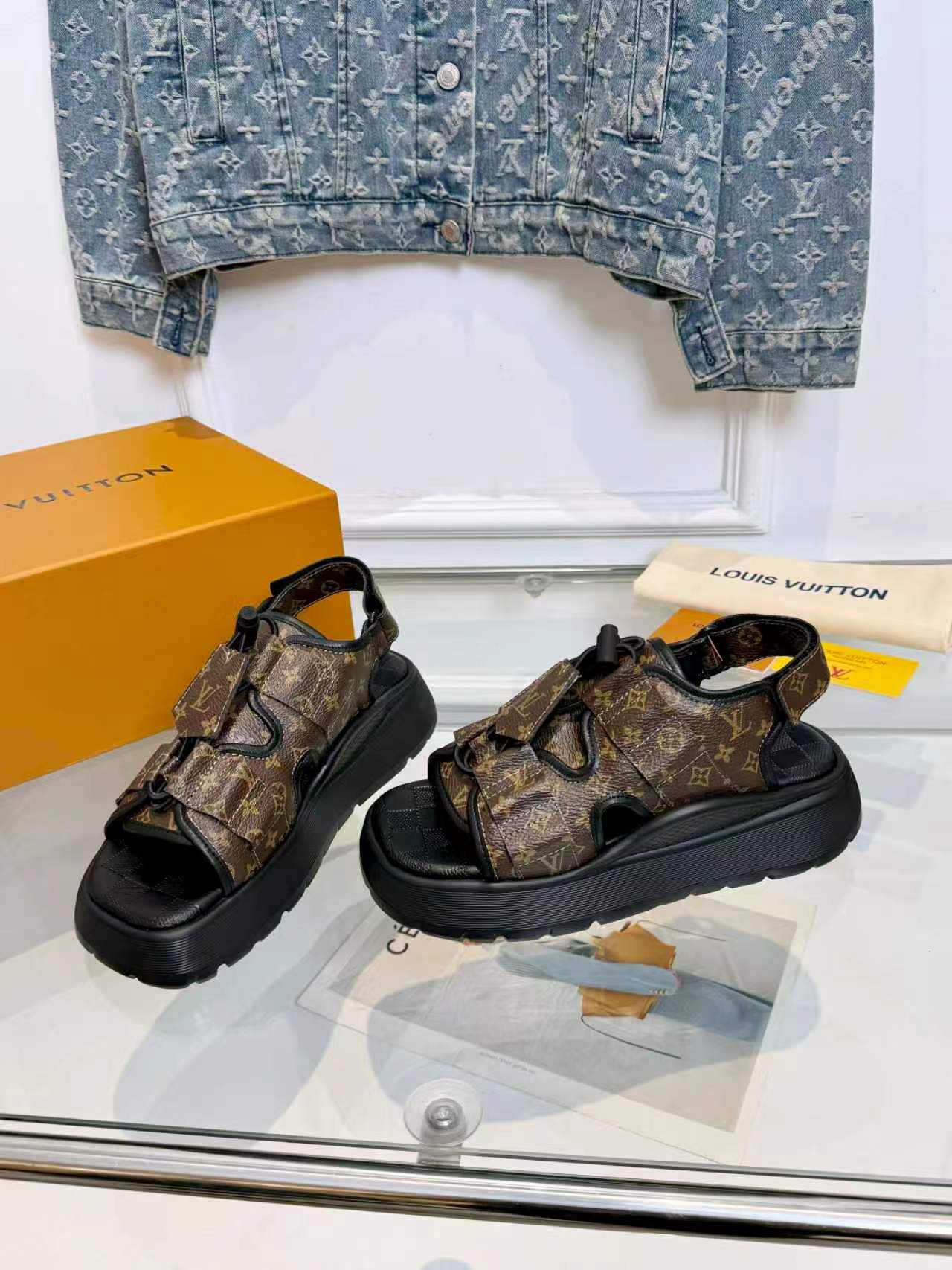 [TOP] Louis Vuitton LV Sandals - Brown - 711 Luxury