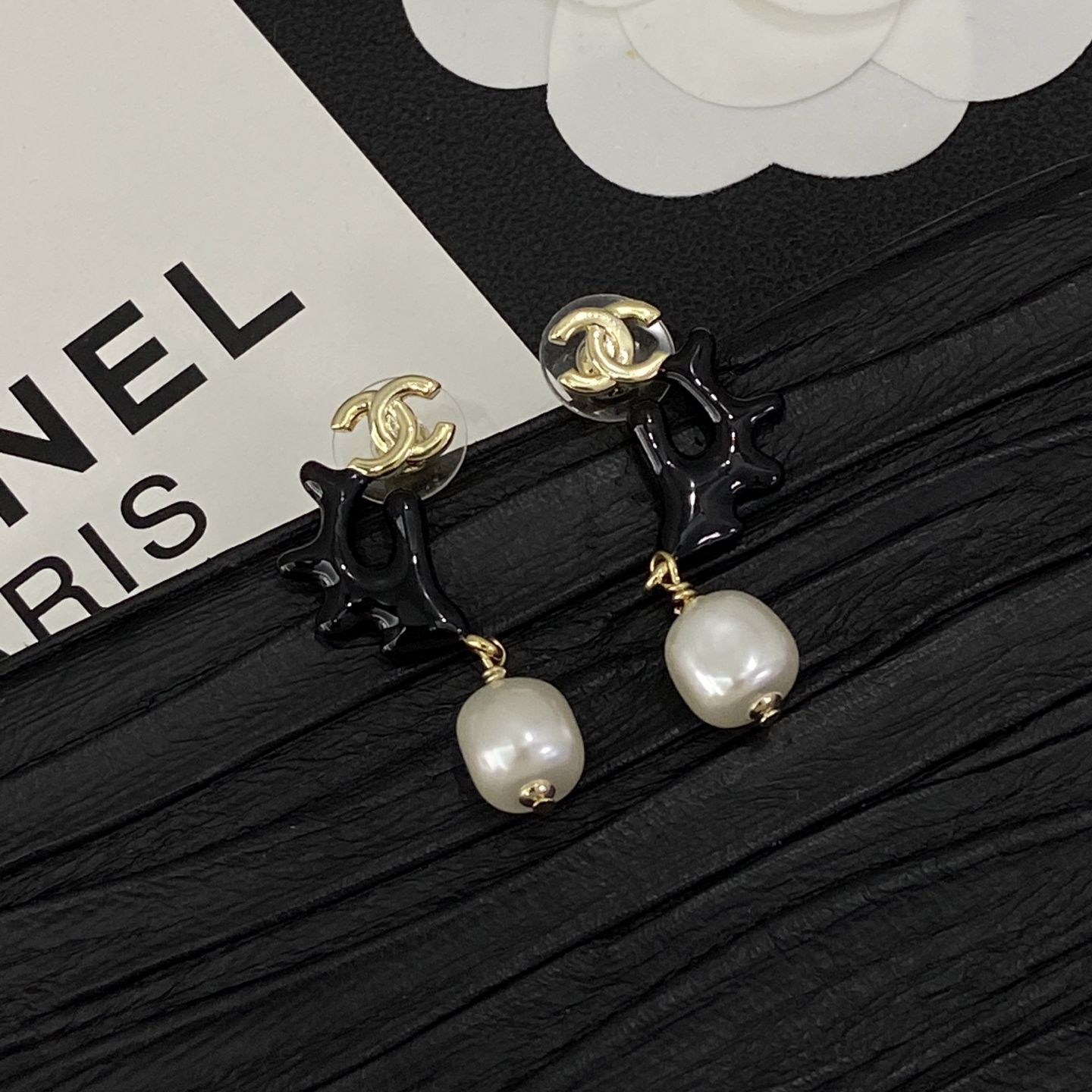 [TOP] CHANEL Earrings - 2 Colors - 711 Luxury