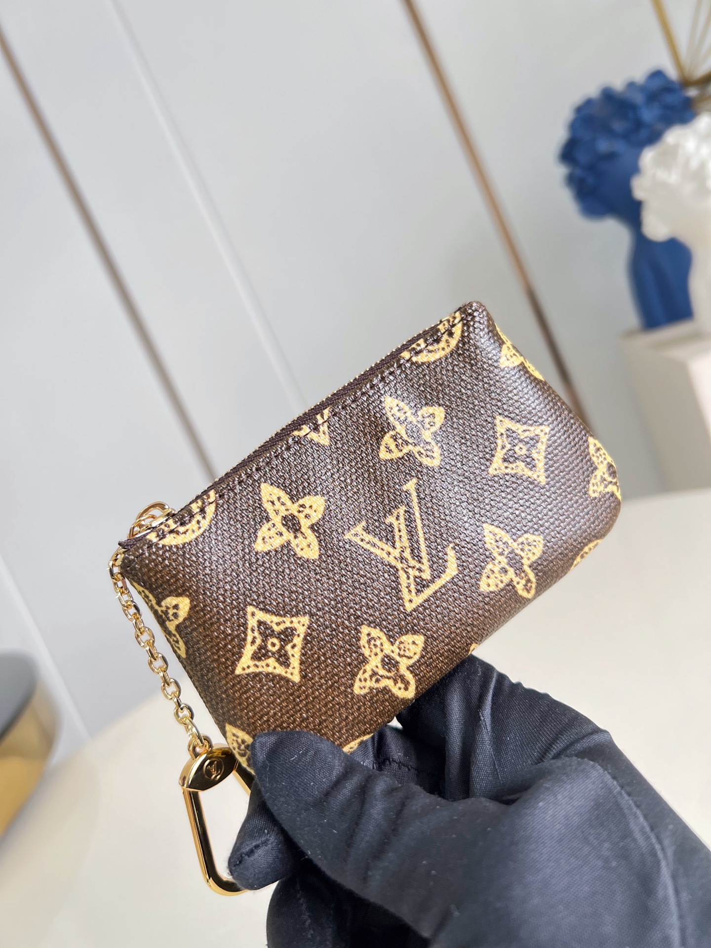 Louis Vuitton Bag LOUIS VUITTON Key Pouch Monogram Canvas M27671 View 2 | Nigo Office
