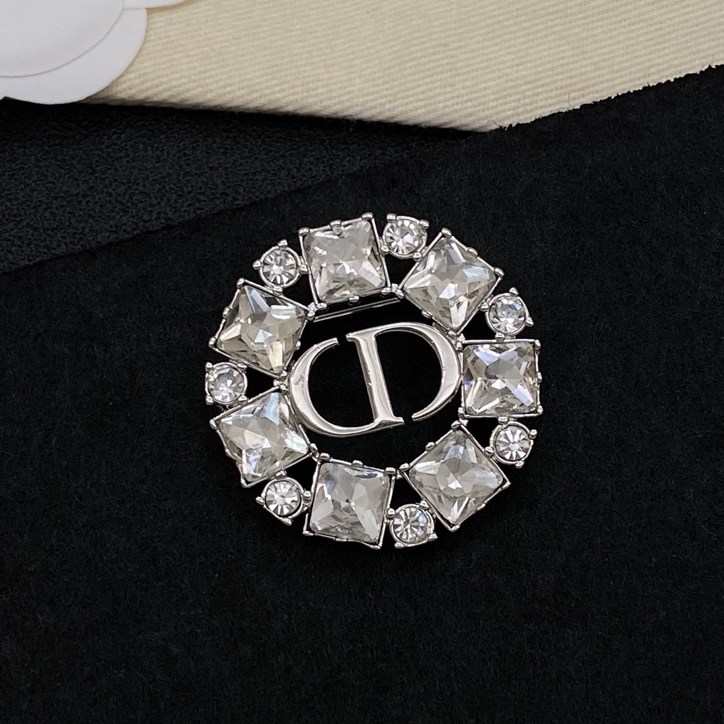 [TOP] Christian Dior Brooch - 2 Color - 711 Luxury