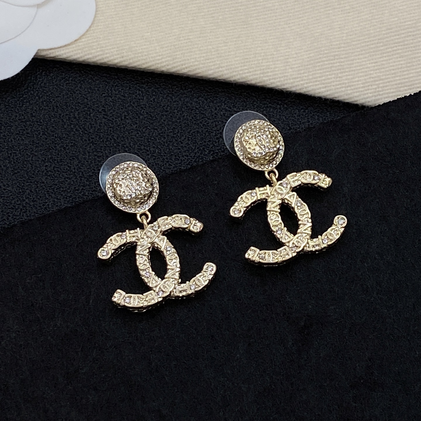[TOP] CHANEL Earrings - Gold - 711 Luxury