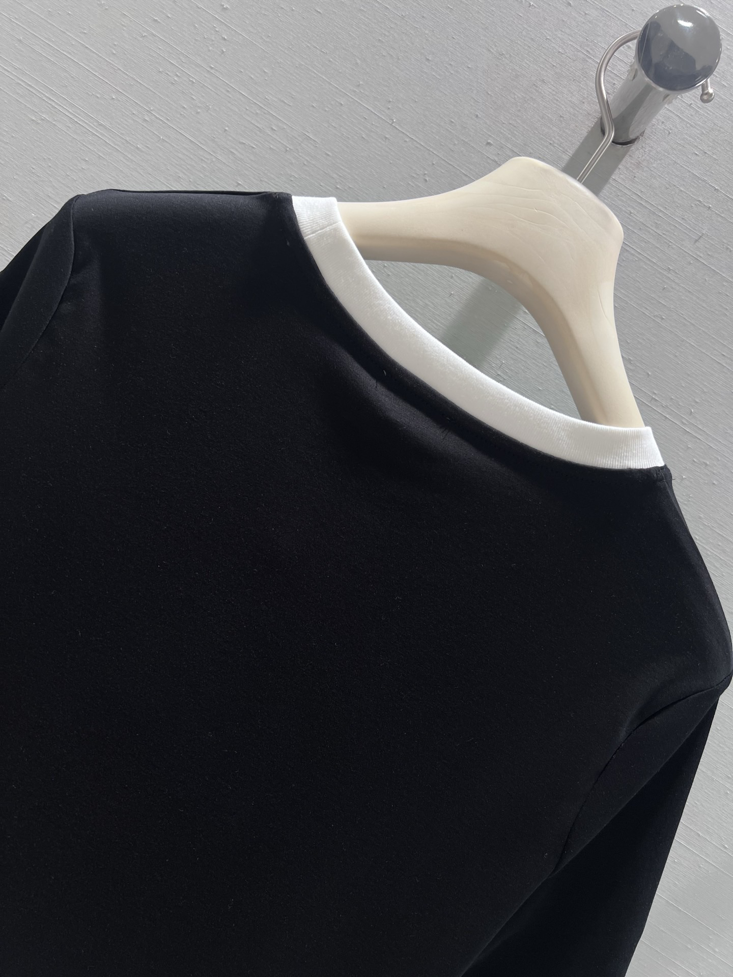 [TOP] CELINE Color Block Collar T-Shirt - Black