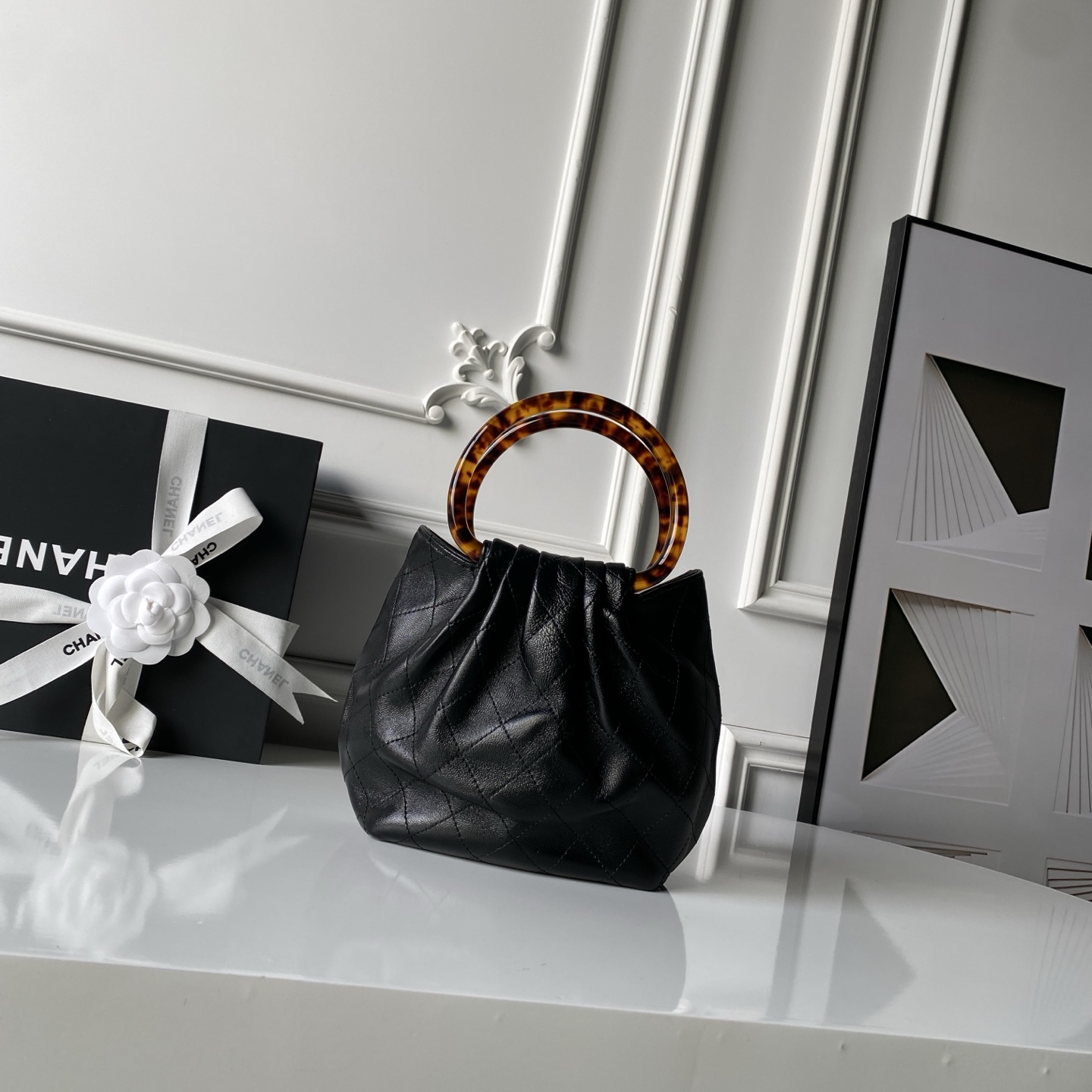 [TOP] CHANEL Pouch Bag Lambskin 18x24x12cm/26x32x14cm - Black