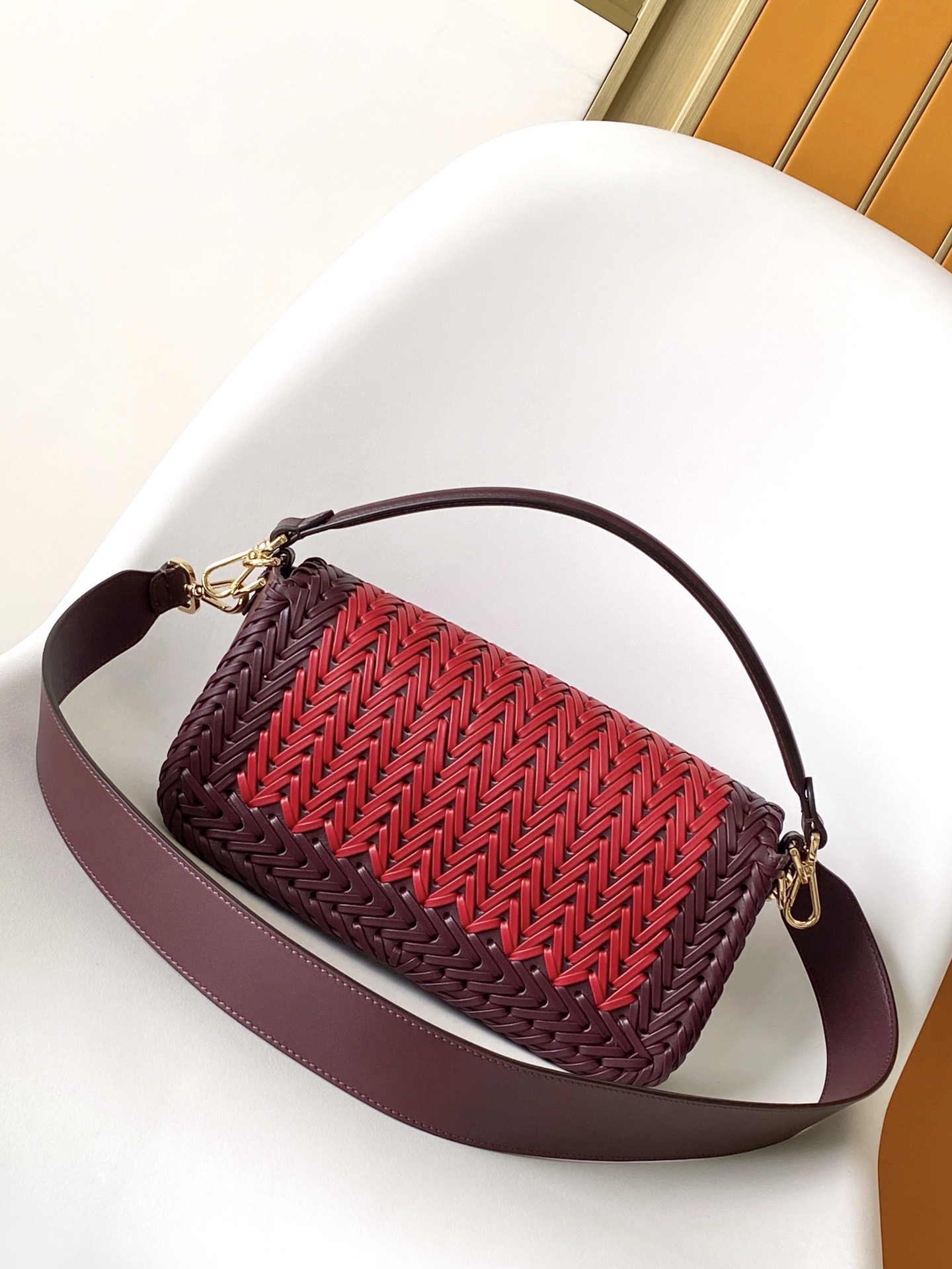 [TOP] FENDI Baguette Bag Cowhide 27-6.5-15cm - Red - 711 Luxury