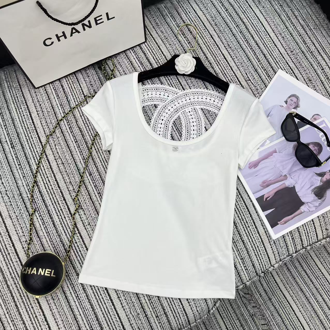 [TOP] CHANEL T-shirt - White