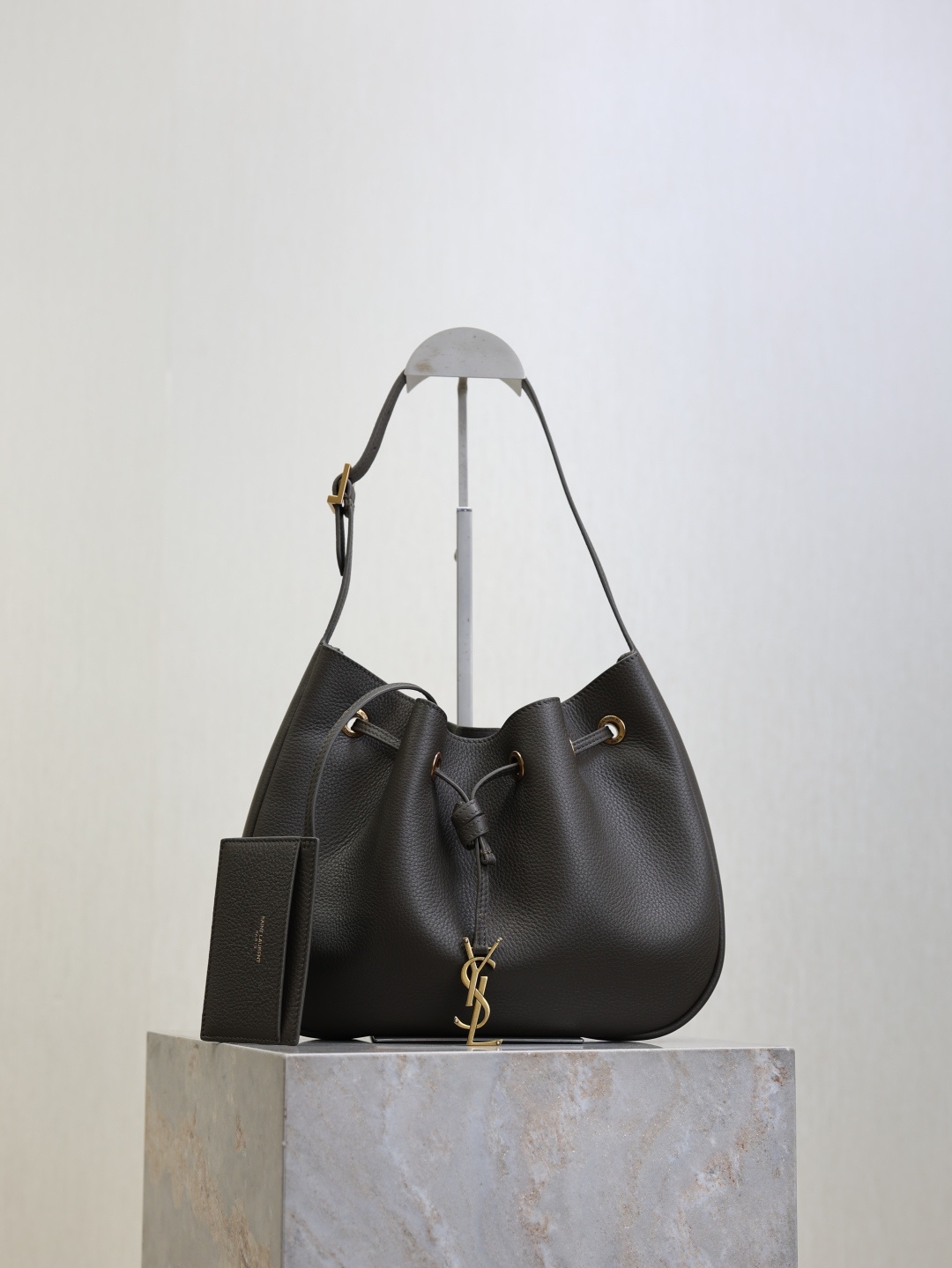[TOP] Yves Saint Laurent YSL Hobo Bag Cowhide 30x25x3cm - Green & GHW - 711 Luxury