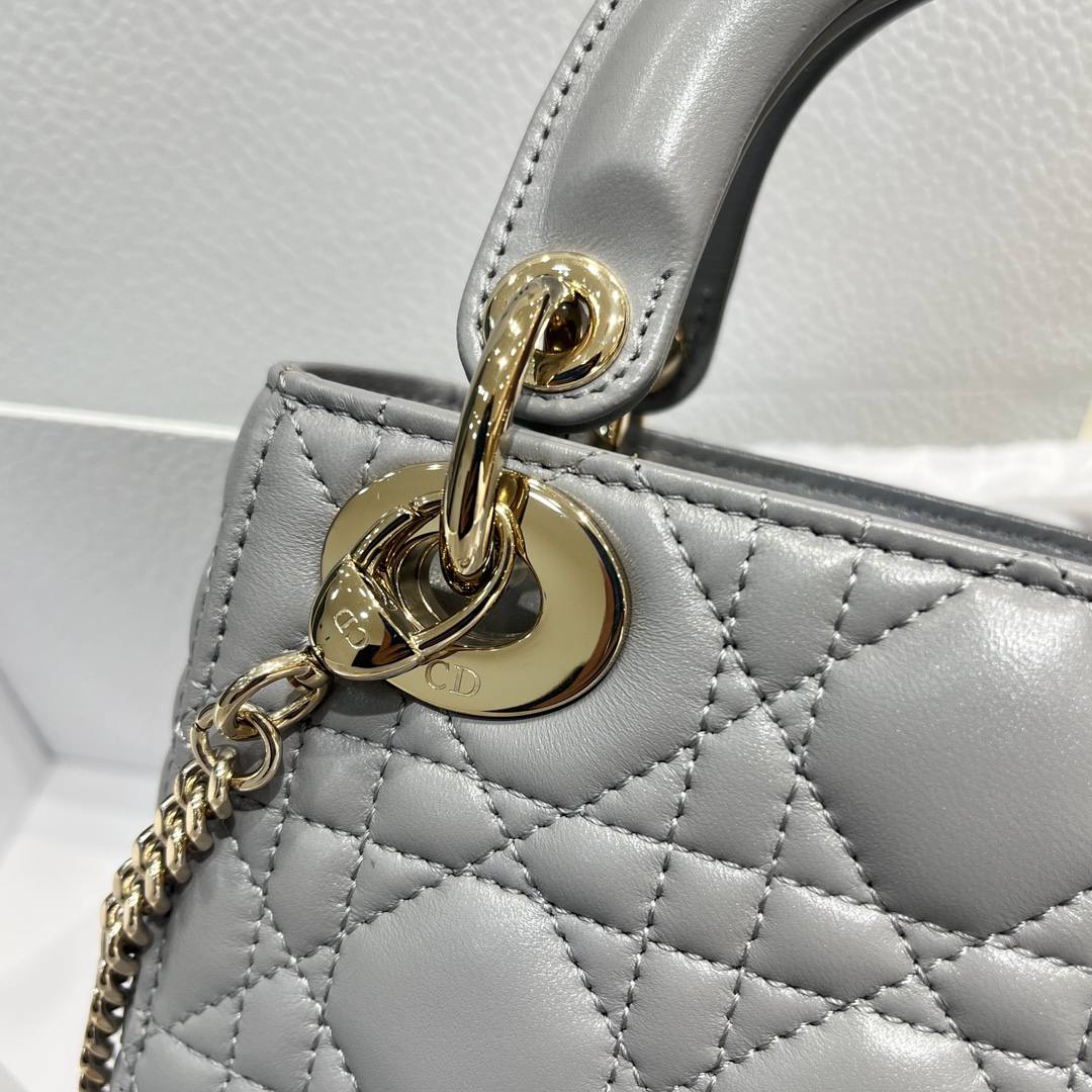 [TOP] Christian Dior Lady Dior Bag Lambskin 17x15x7cm - Gray - 711 Luxury