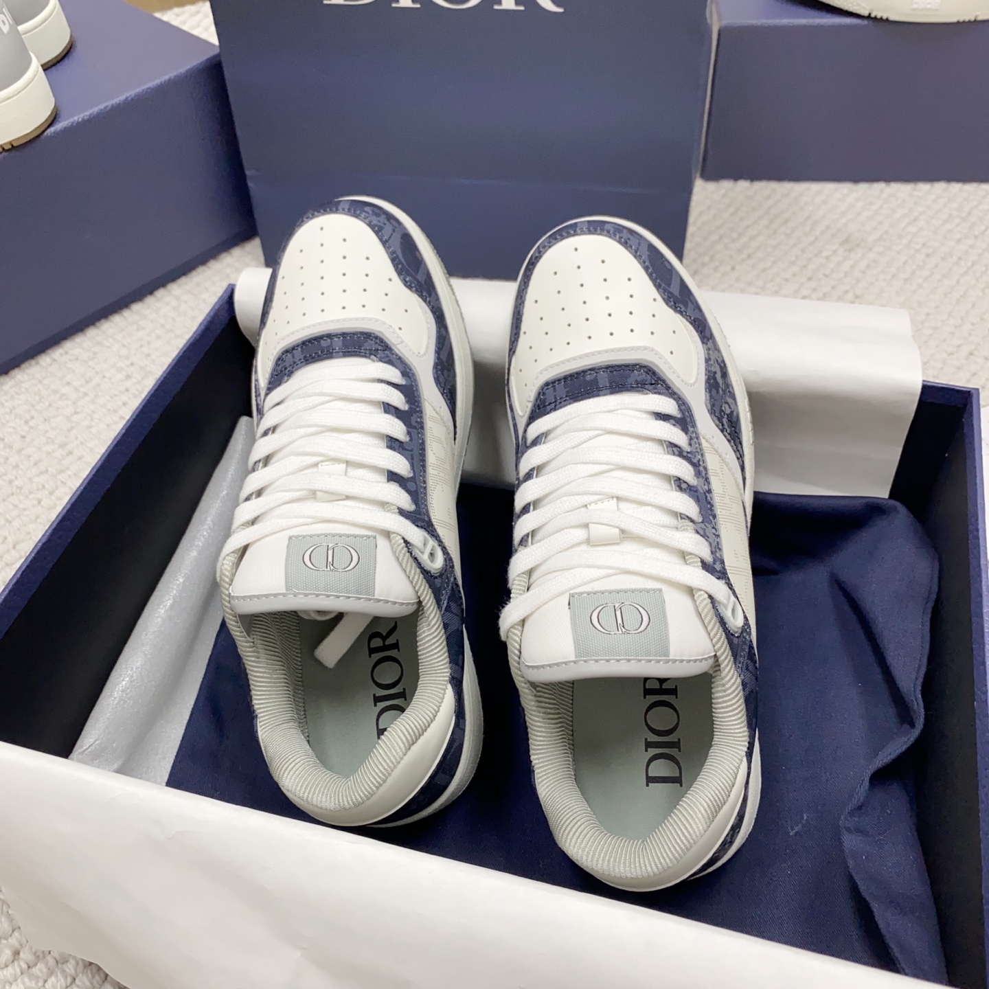 [TOP] Christian Dior  Men's Sneakers - White
