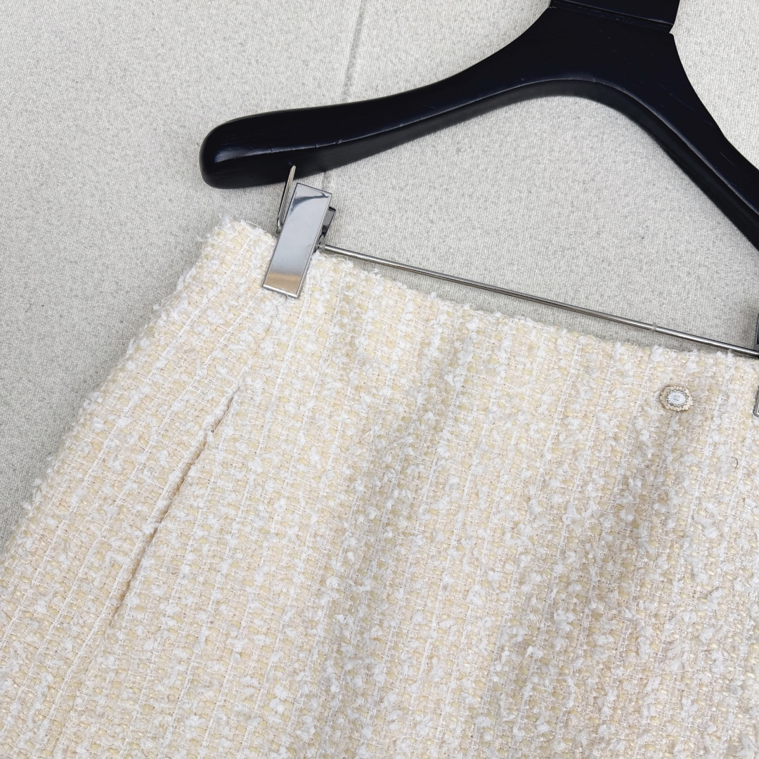 [TOP] CHANEL Dress - Beige