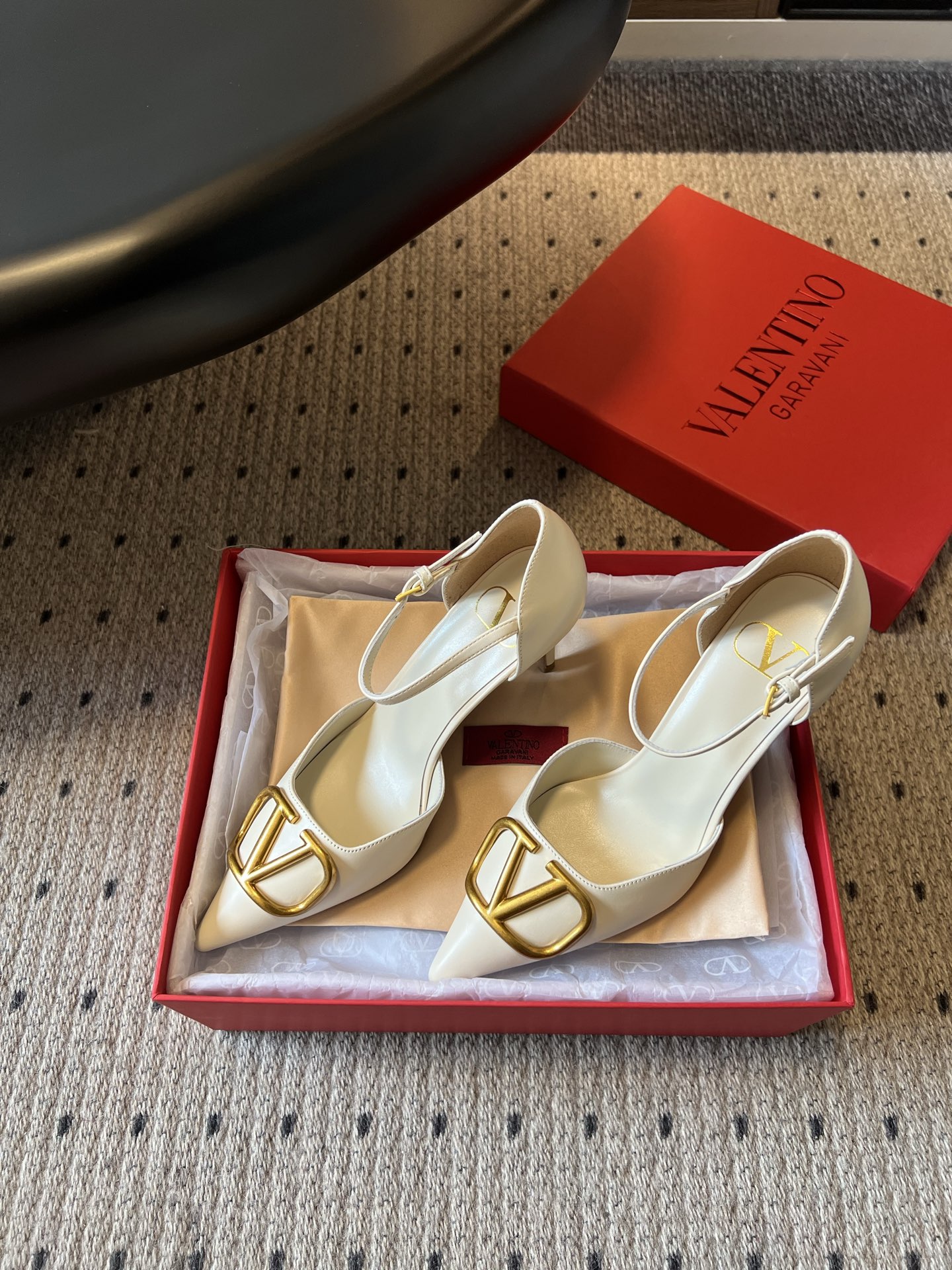[TOP] VALENTINO High-heeled Shoes  - White - 711 Luxury
