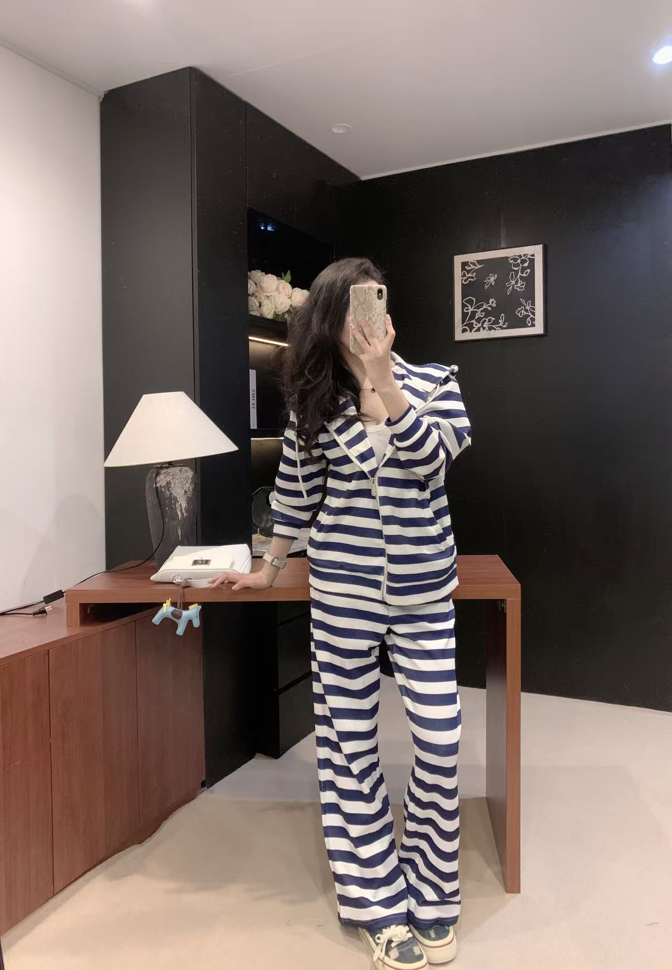 [TOP] GUCCI Suit - White and Black