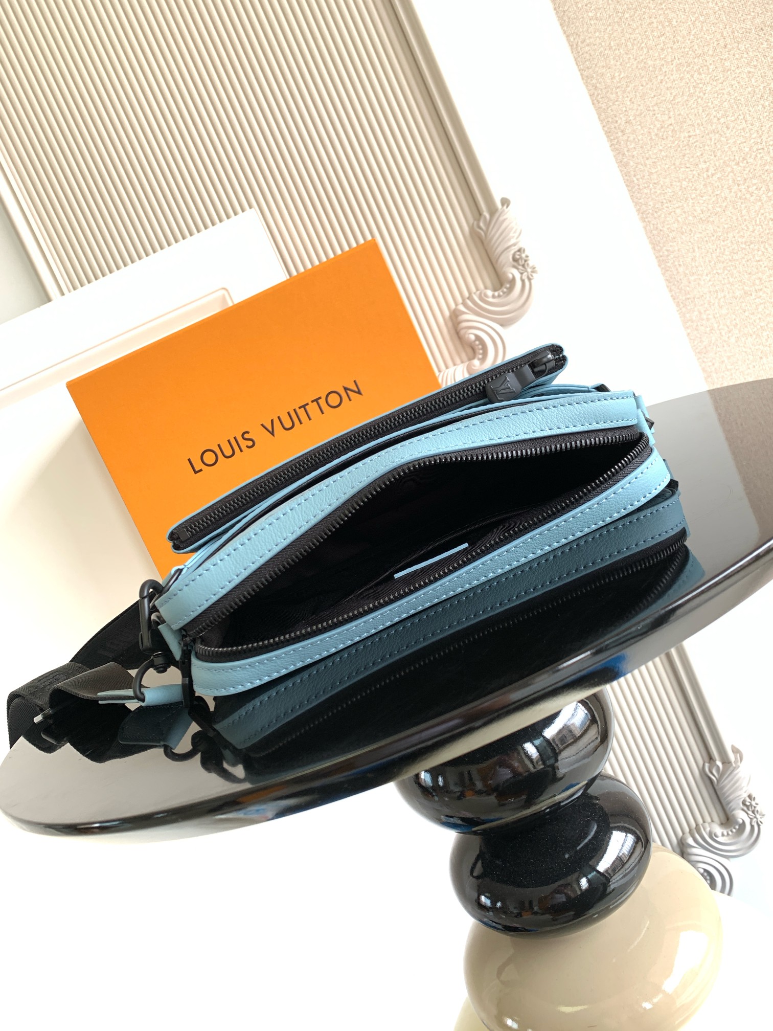 [TOP] Louis Vuitton LV Trio Messenger Bag 25x18.5x7cm - Blue