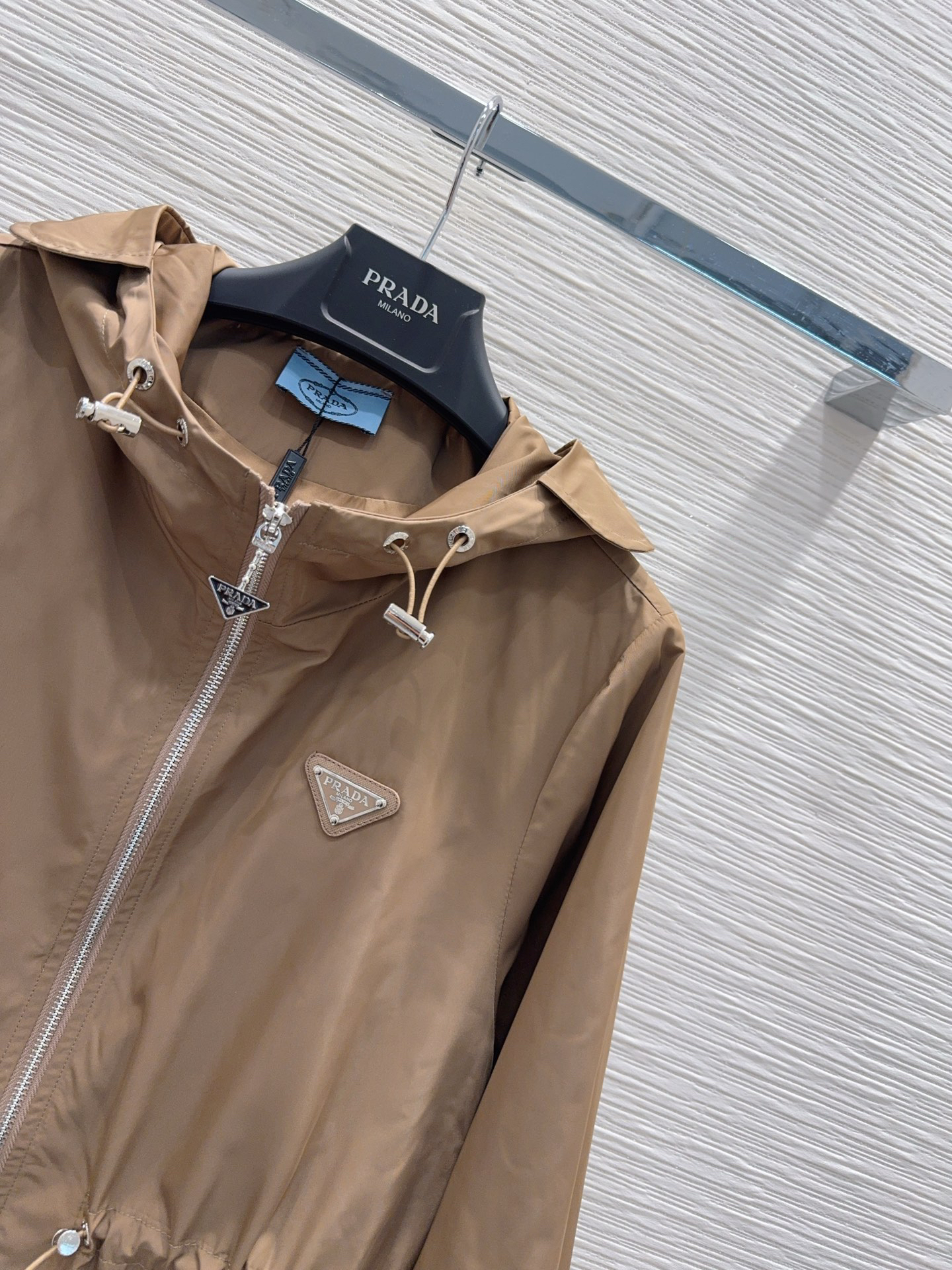 [TOP] PRADA  Hooded Jacket - Brown