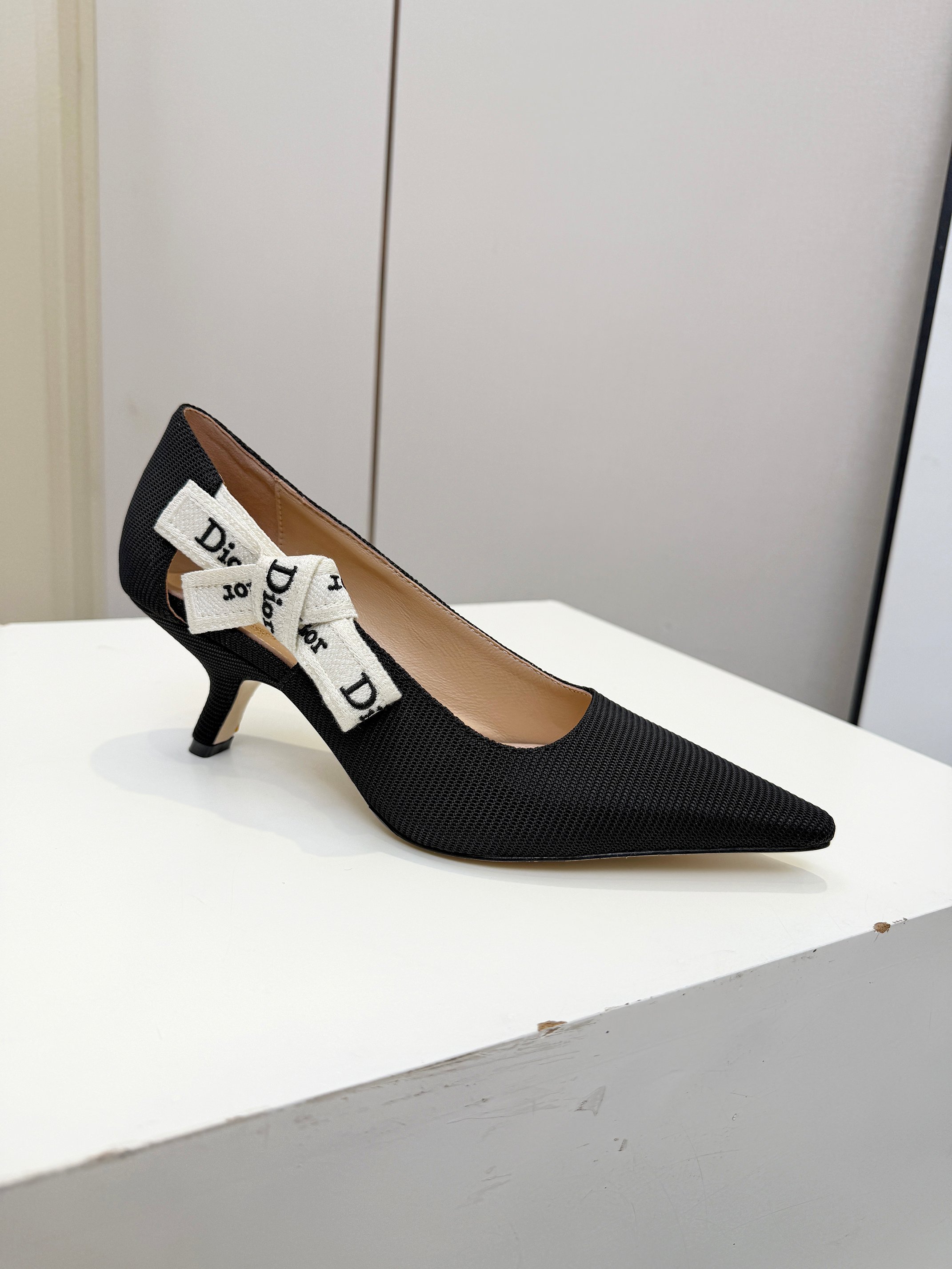 [TOP] Christian Dior High-heeled Shoes - Black - 711 Luxury