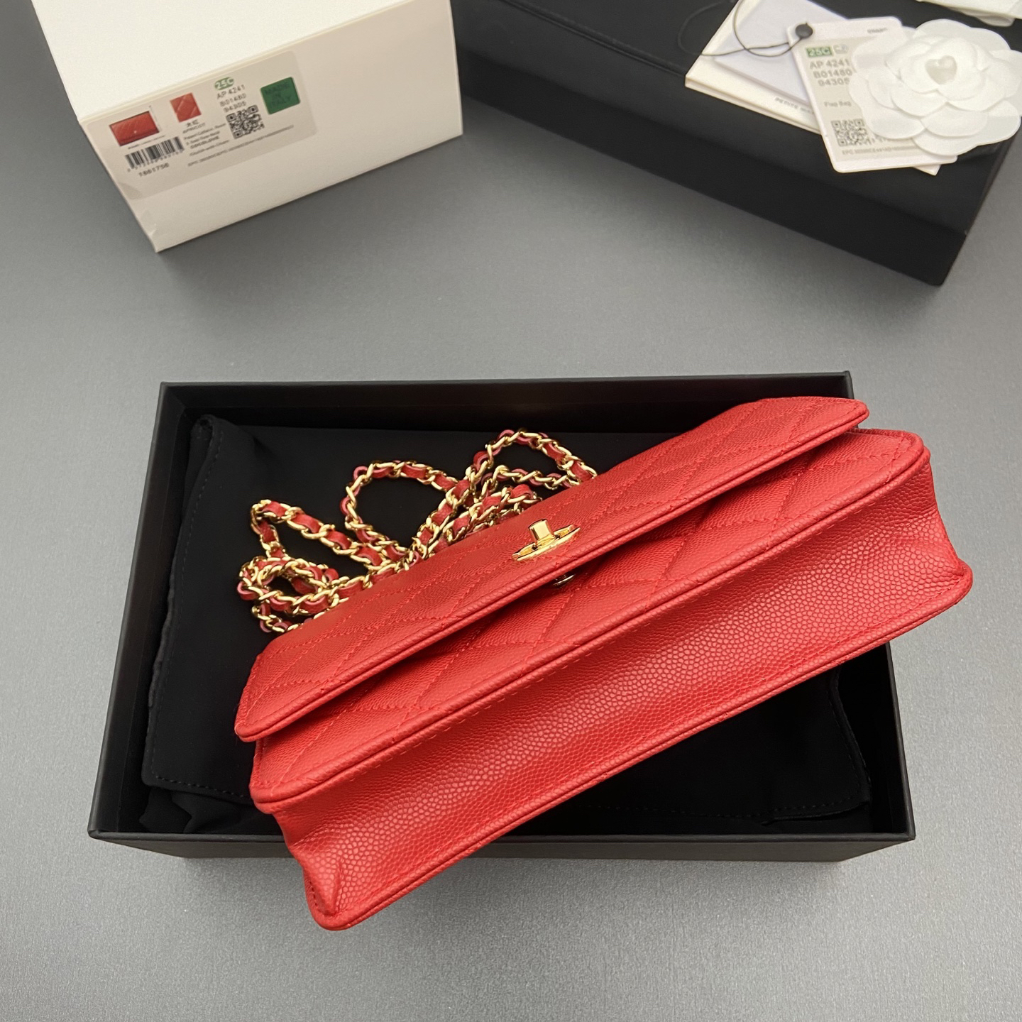 [TOP] CHANEL Woc Bag  20-13-3.5cm - Red