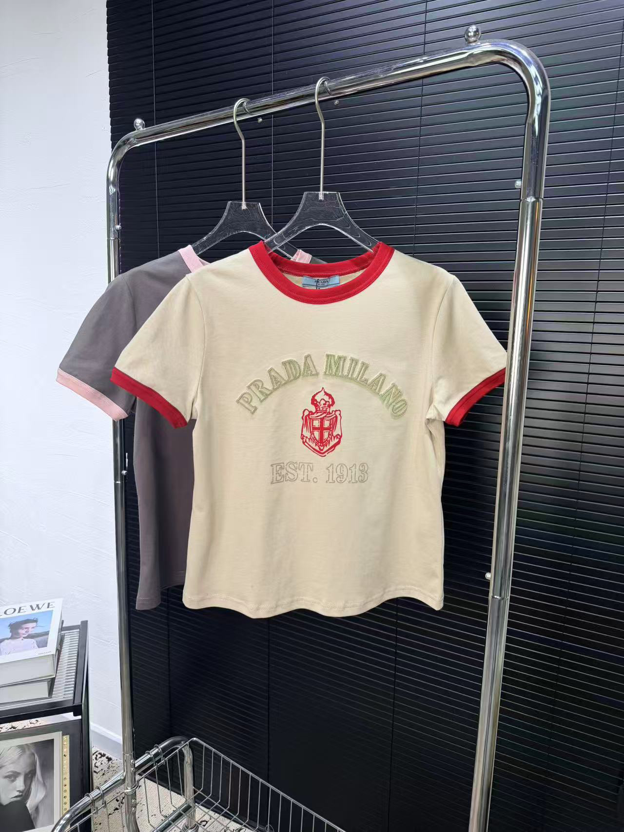 [TOP] PRADA T-shirt - 2 Colors