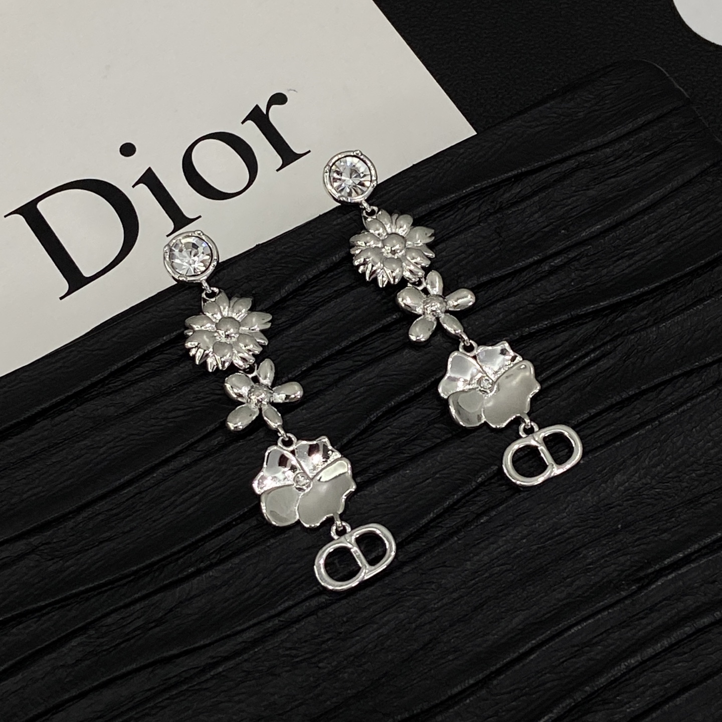 [TOP] Christian Dior Earrings - 2 Color - 711 Luxury
