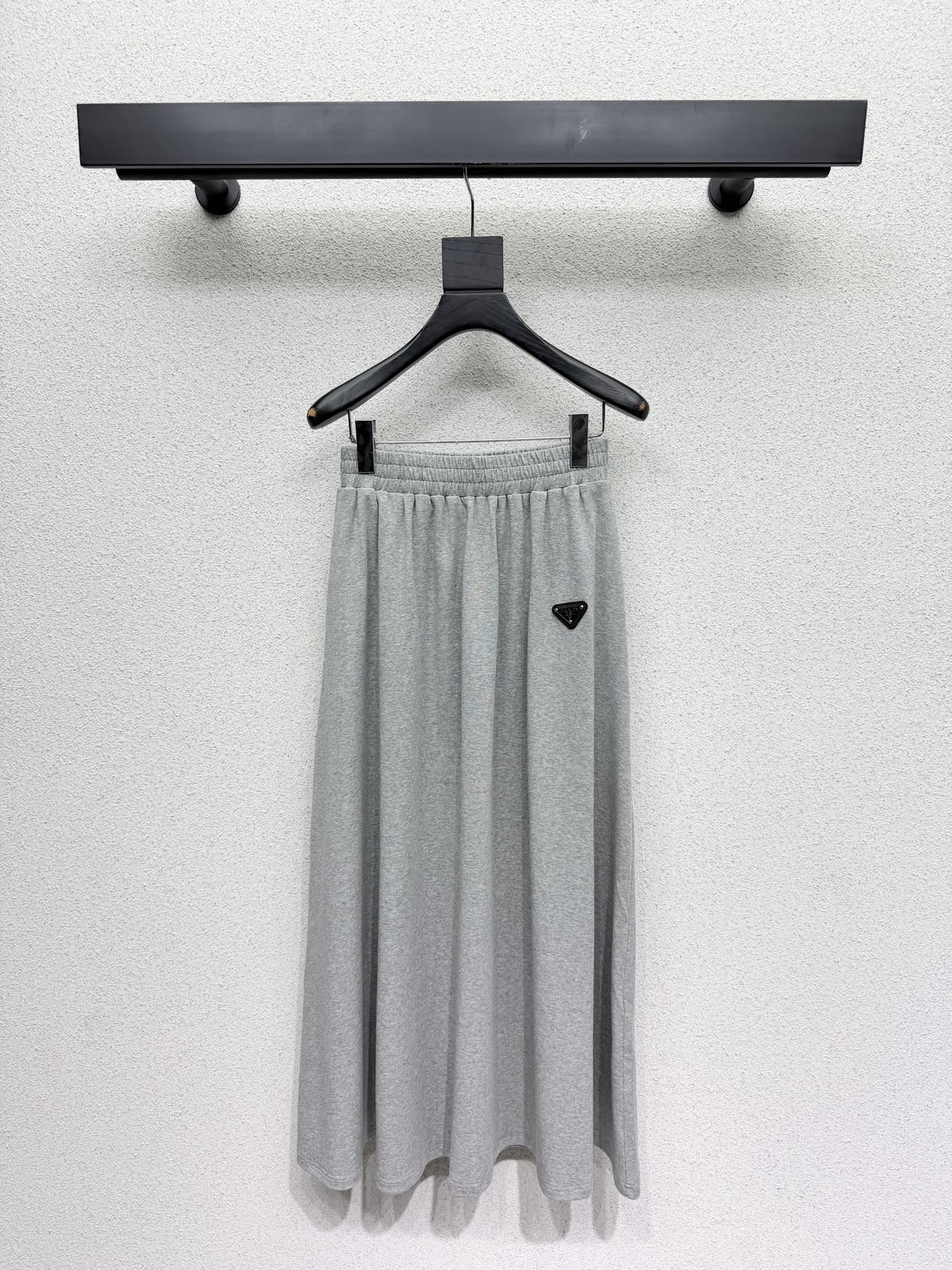 [TOP] PRADA  T-shirt + Pants Suit - 3 Colors