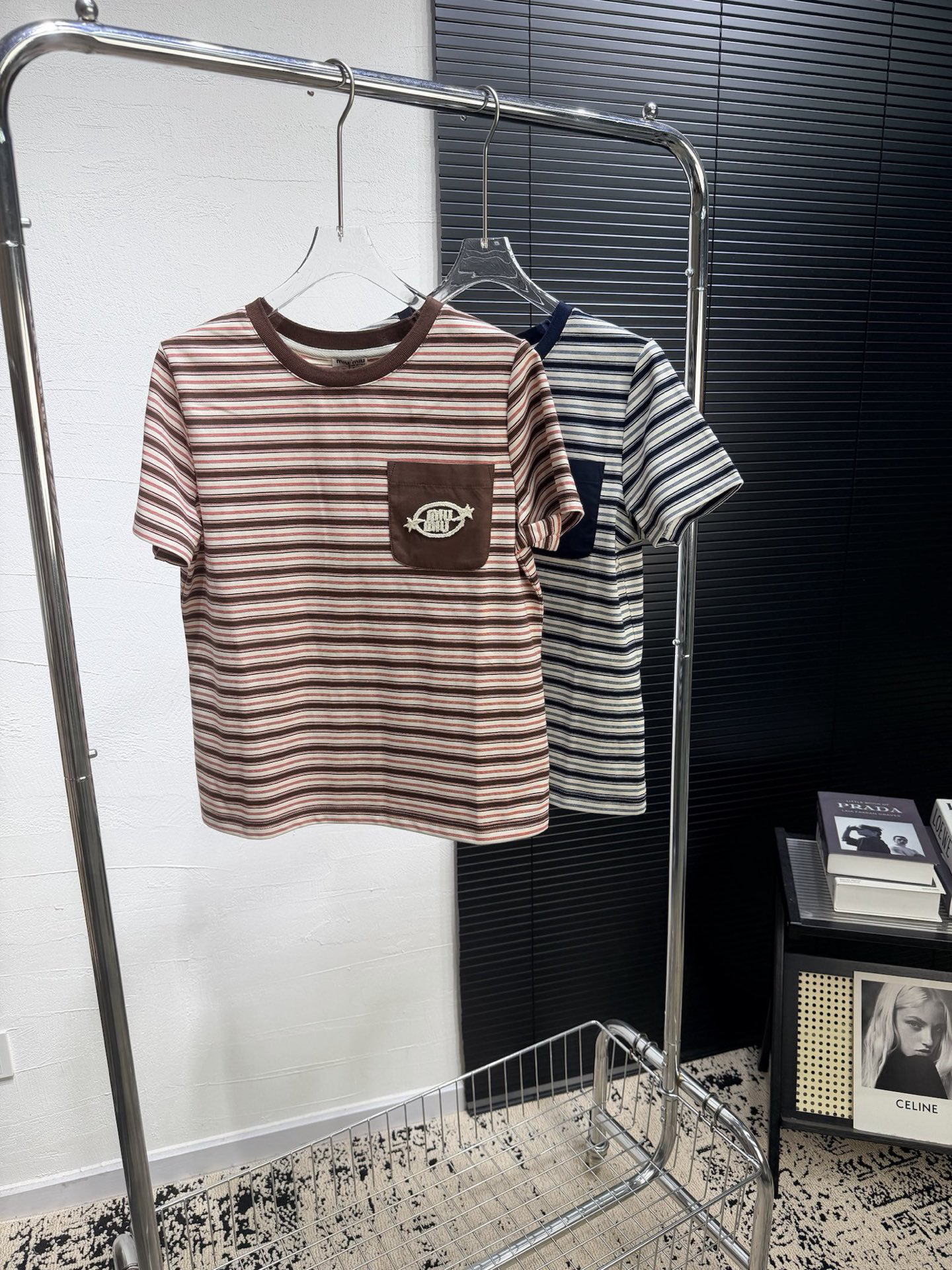 [TOP] Miu Miu  T-shirt - Brown