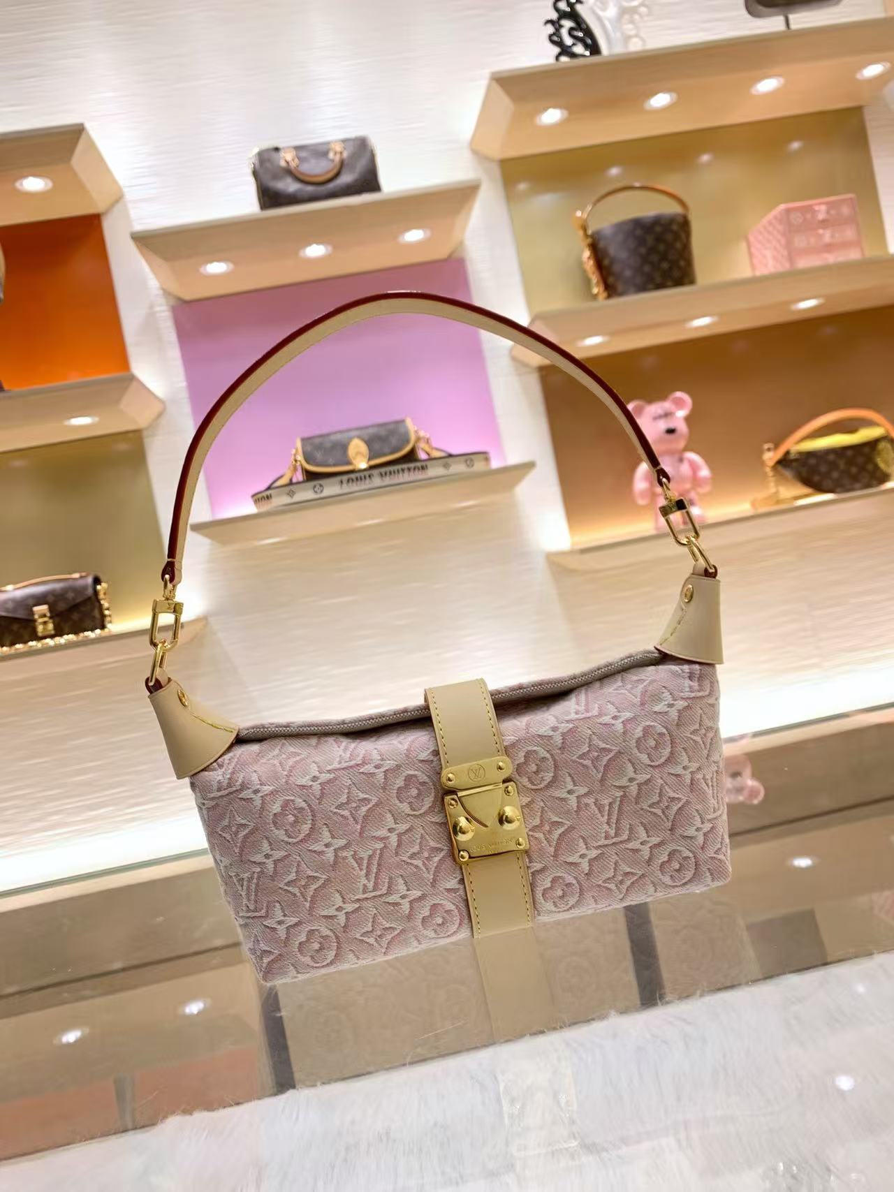 [TOP] Louis Vuitton LV Pochette Mia Bag 22x14.5x8cm - Pink - 711 Luxury