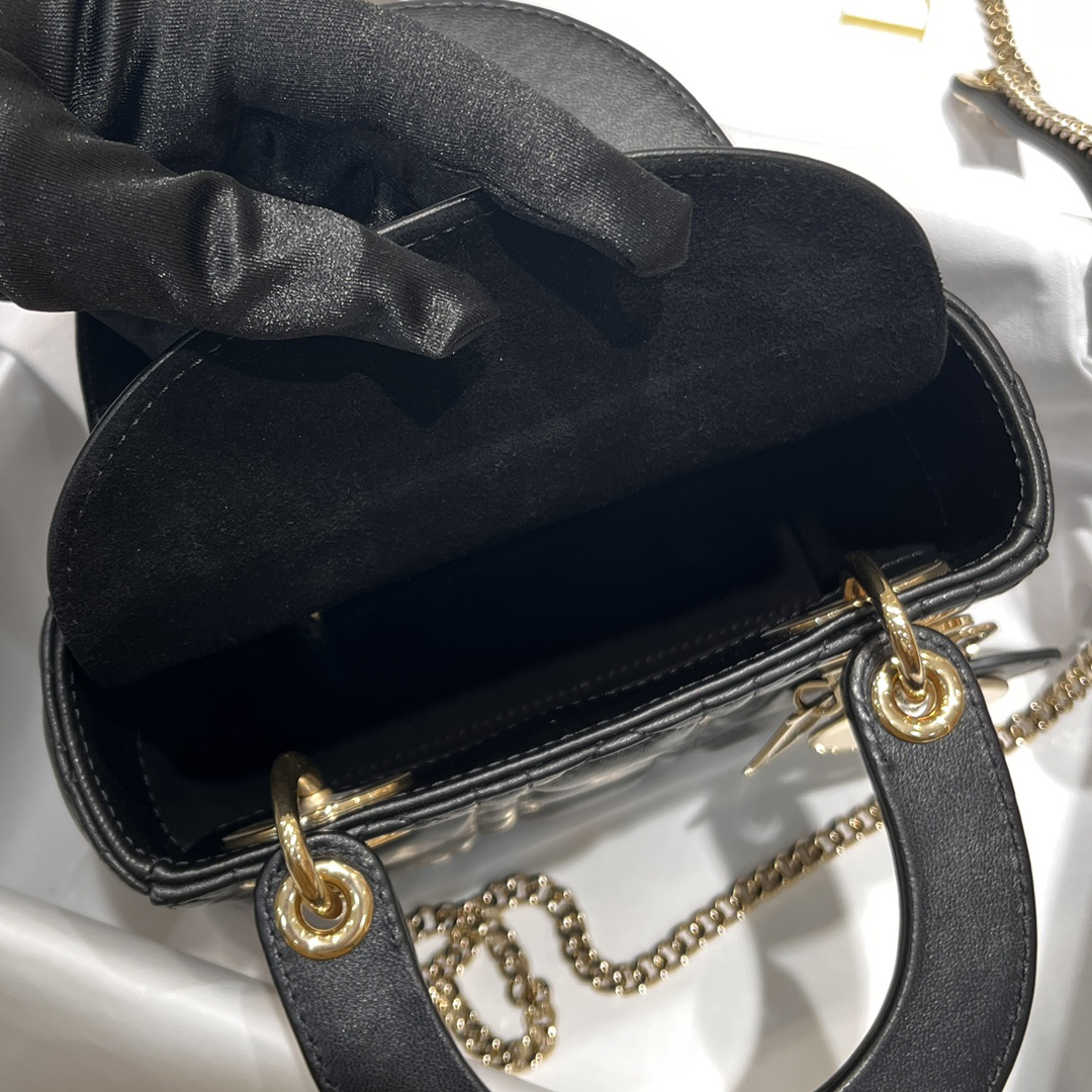 [TOP] Christian Dior Lady Dior Bag Lambskin 17x15x7cm - Black