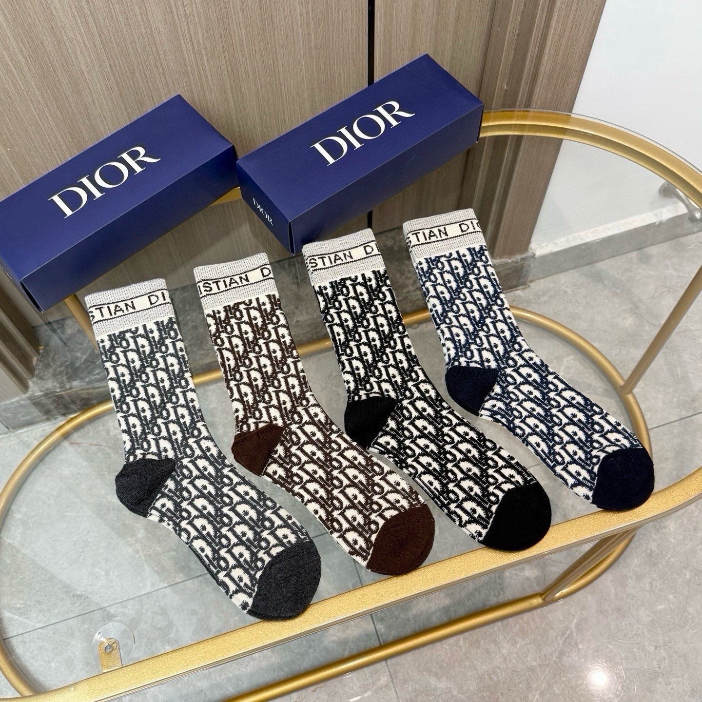 [TOP] Christian Dior Socks - 4 Pieces as a Set - 711 Luxury